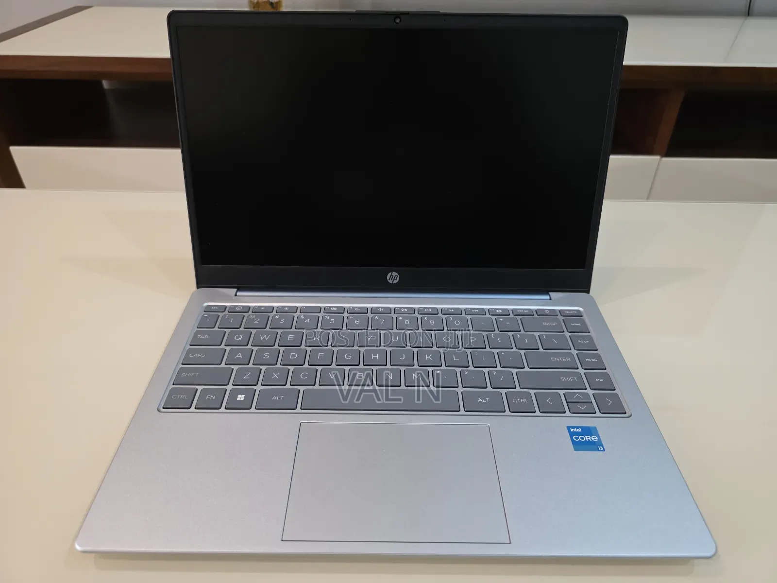 Laptop HP 14-dq1088wm 8GB Intel Core i3 SSD 256GB
