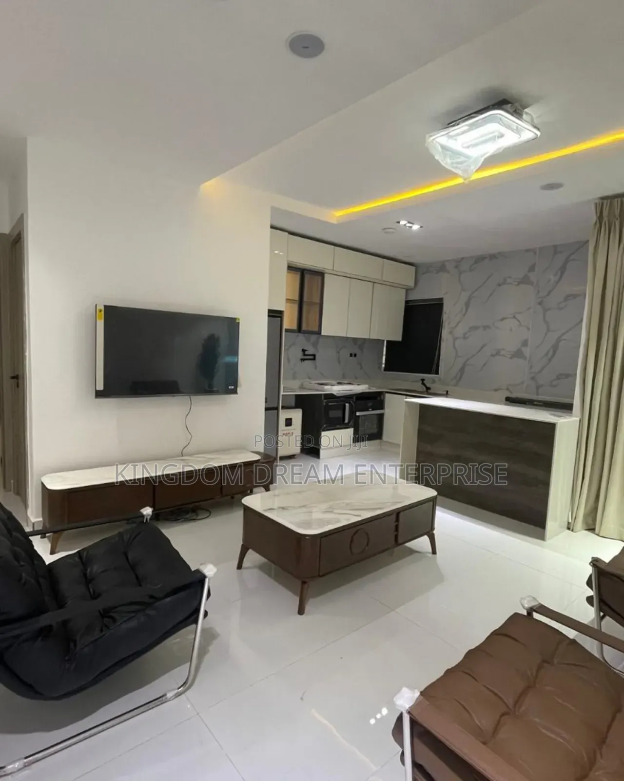 Furnished 2bdrm Apartment in Lekki Phase 1 for sale