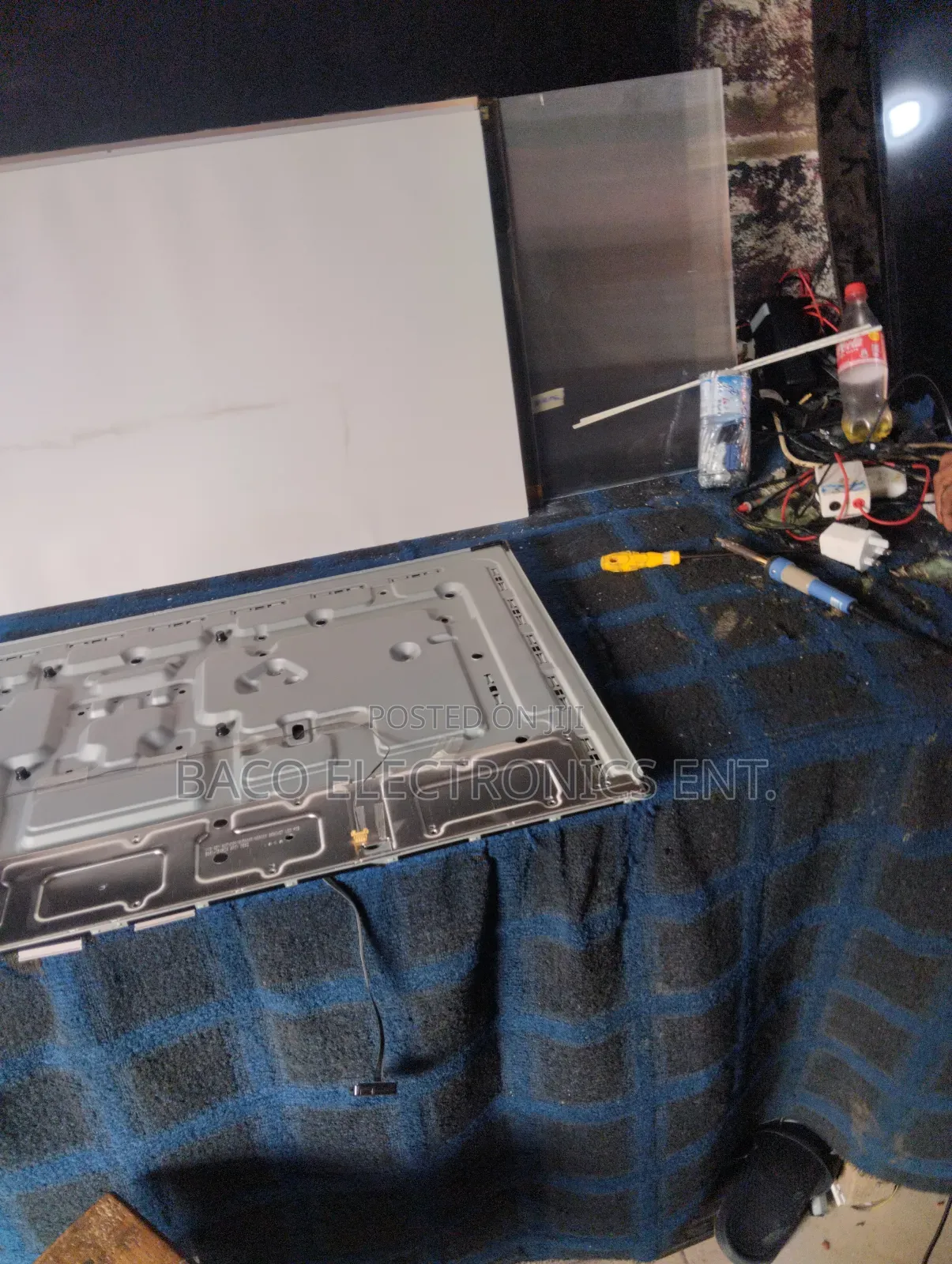 * 48 Inches Panasonic Screen Fault