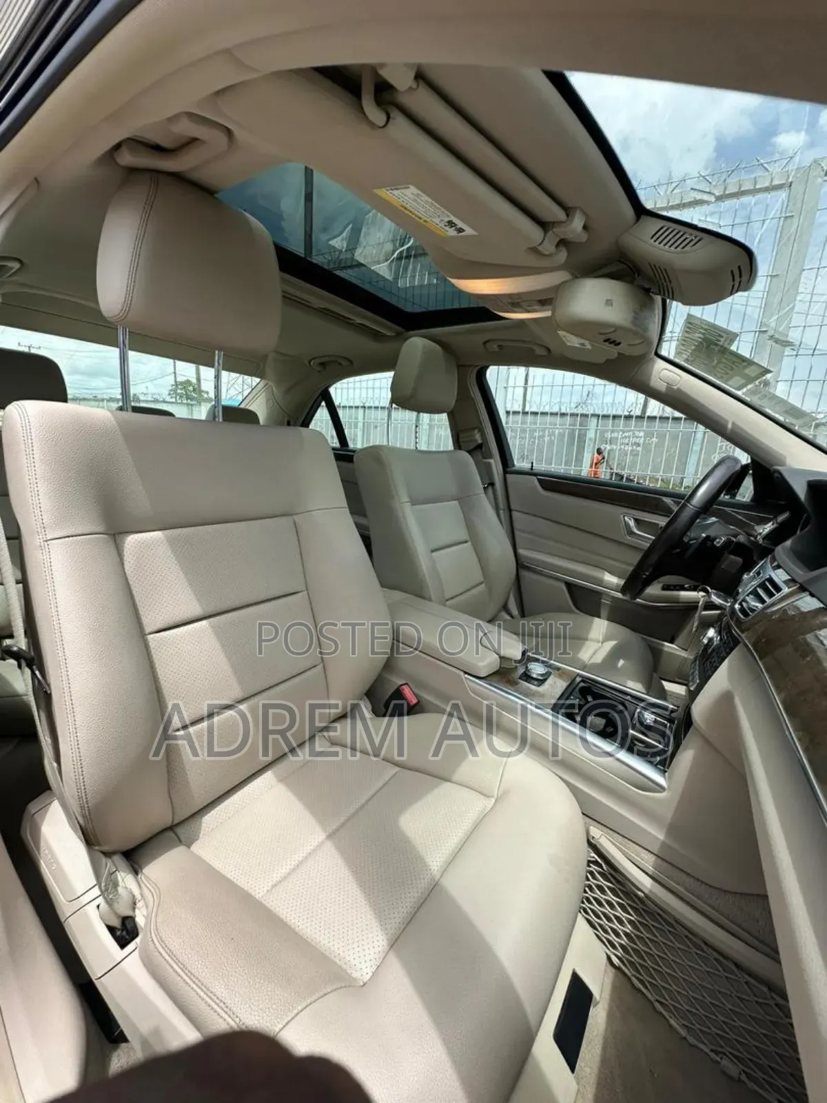 Mercedes-Benz E350 Base 4Matic Sedan AWD (3.5L 6cyl 7A) 2014 Black
