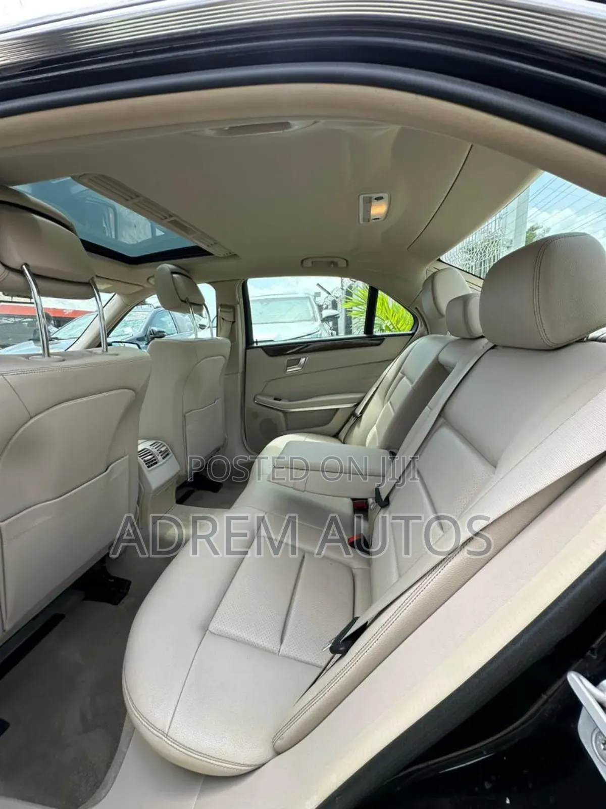 Mercedes-Benz E350 Base 4Matic Sedan AWD (3.5L 6cyl 7A) 2014 Black
