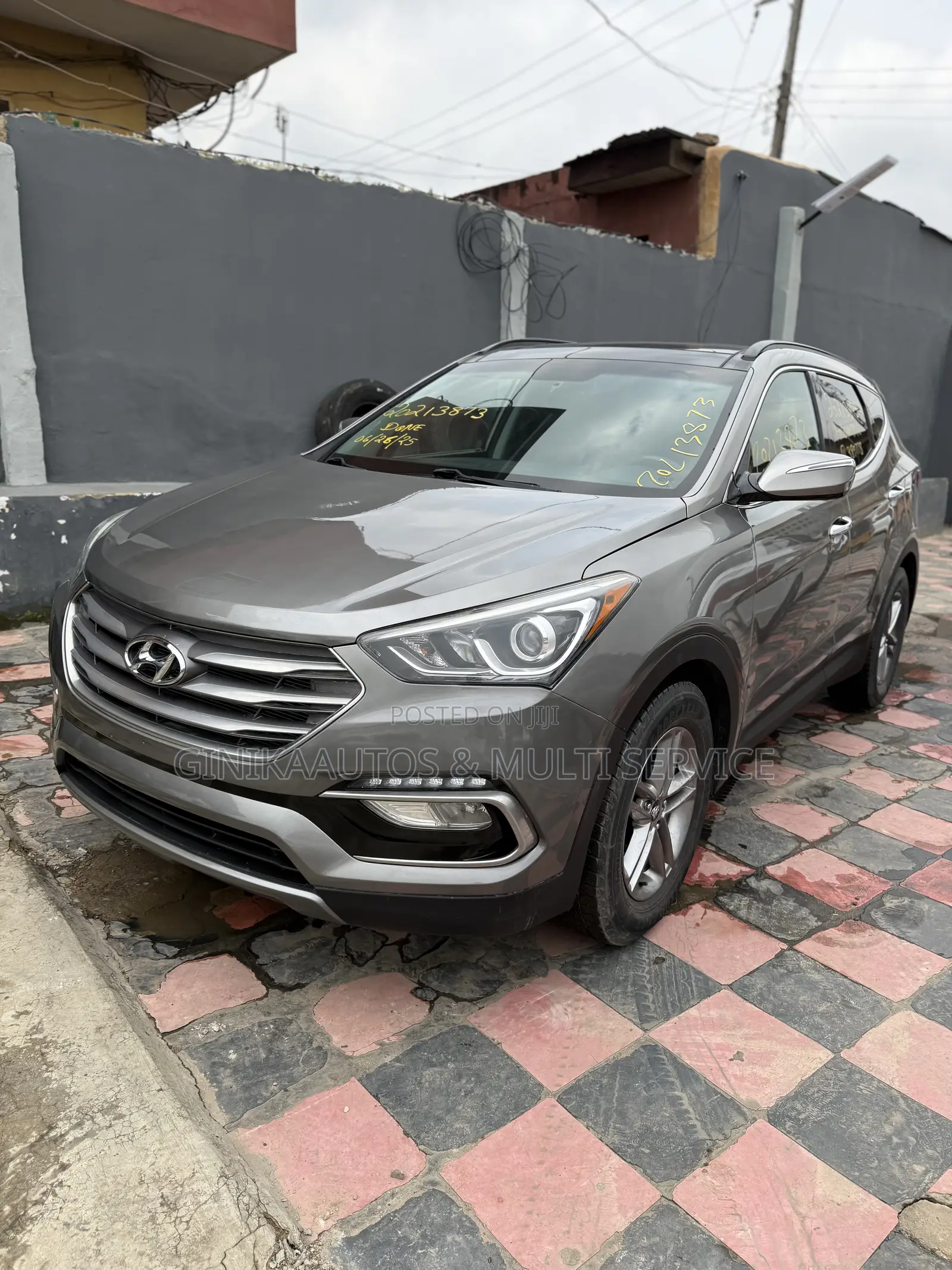 Hyundai Santa Fe SE AWD 2016 Gray