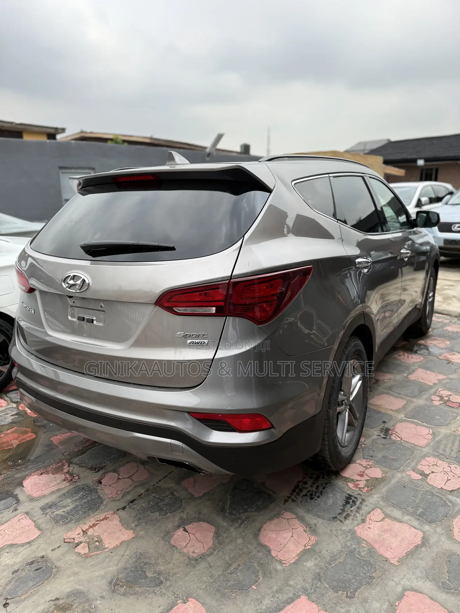 Hyundai Santa Fe SE AWD 2016 Gray