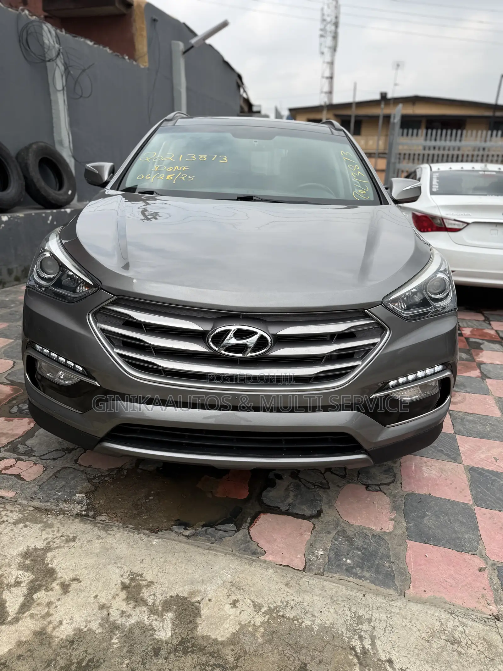 Hyundai Santa Fe SE AWD 2016 Gray