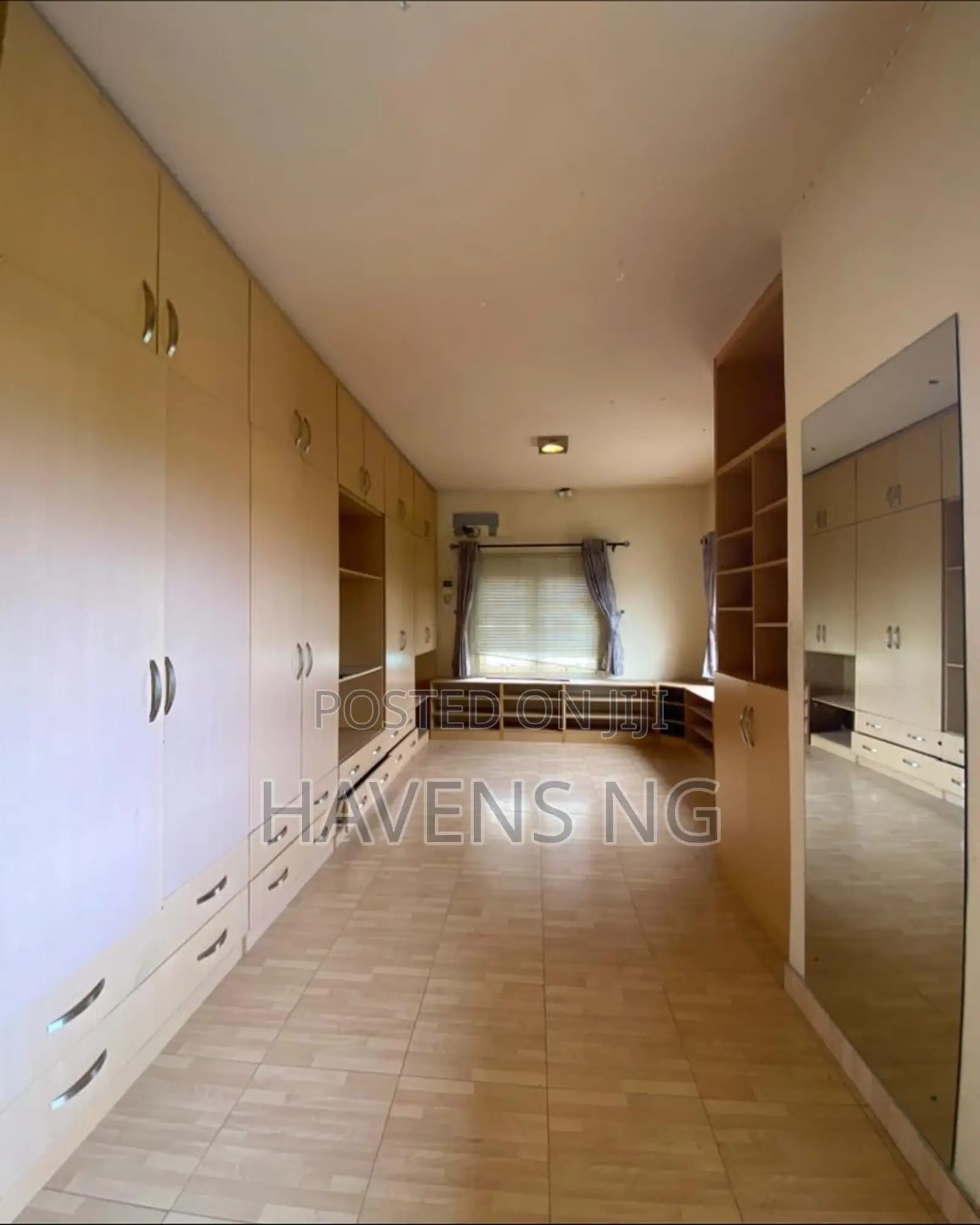 4bdrm Duplex in Chevron, Lekki for sale