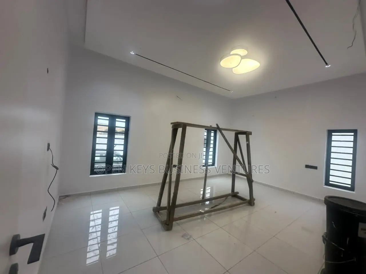 Furnished 4bdrm Bungalow in Carlton Gate, Akobo for sale