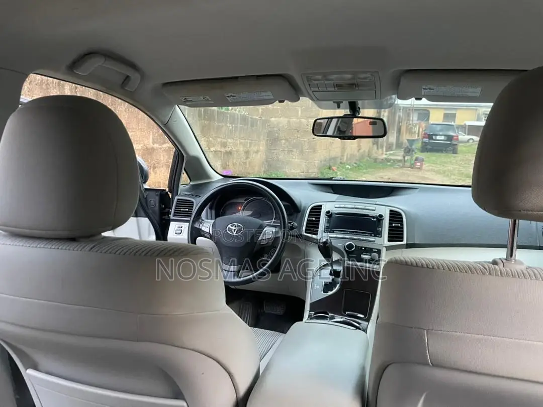 Toyota Venza 2011 Gray