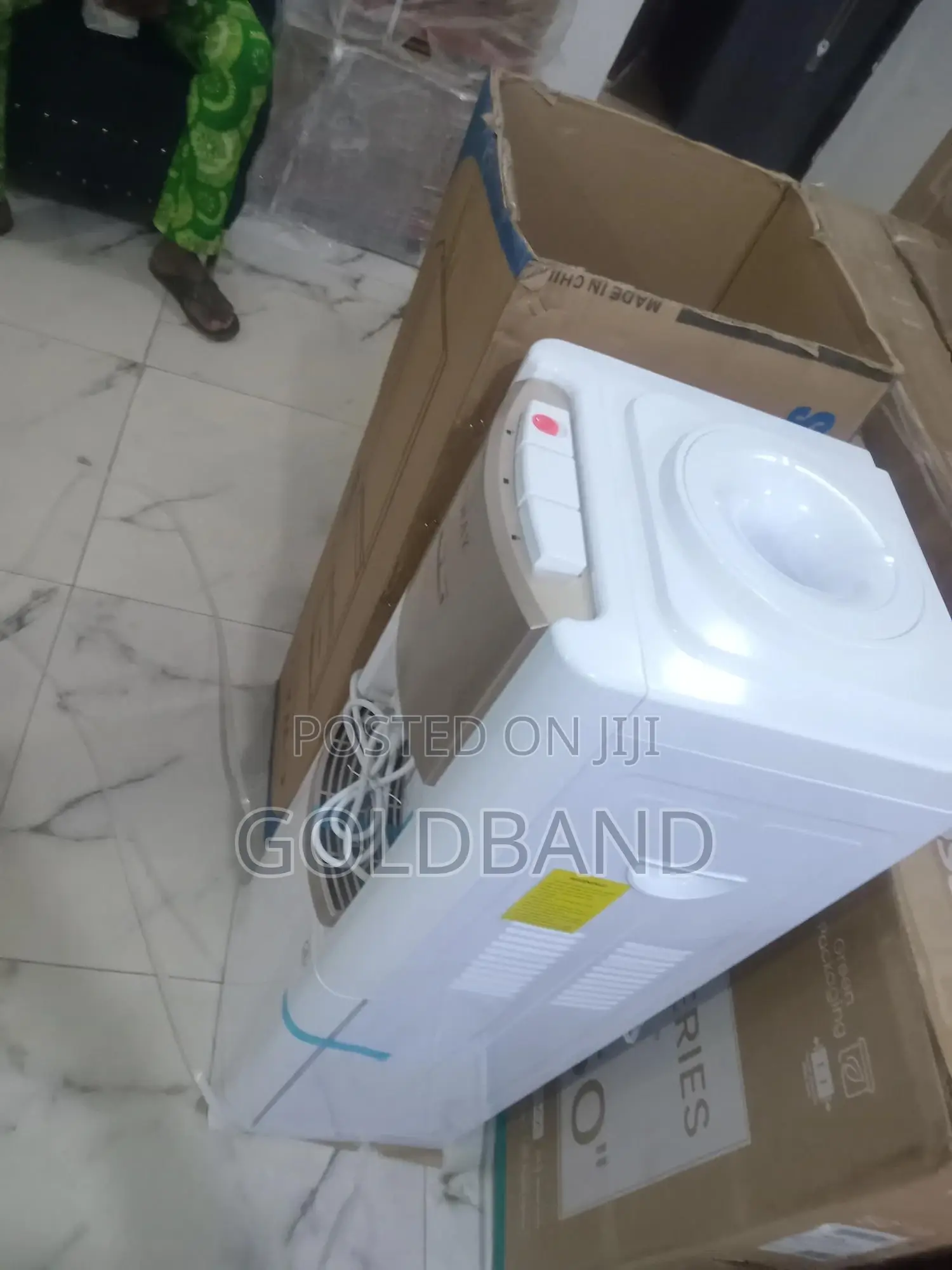 Cway C26 Bottle-Loading Water Dispenser