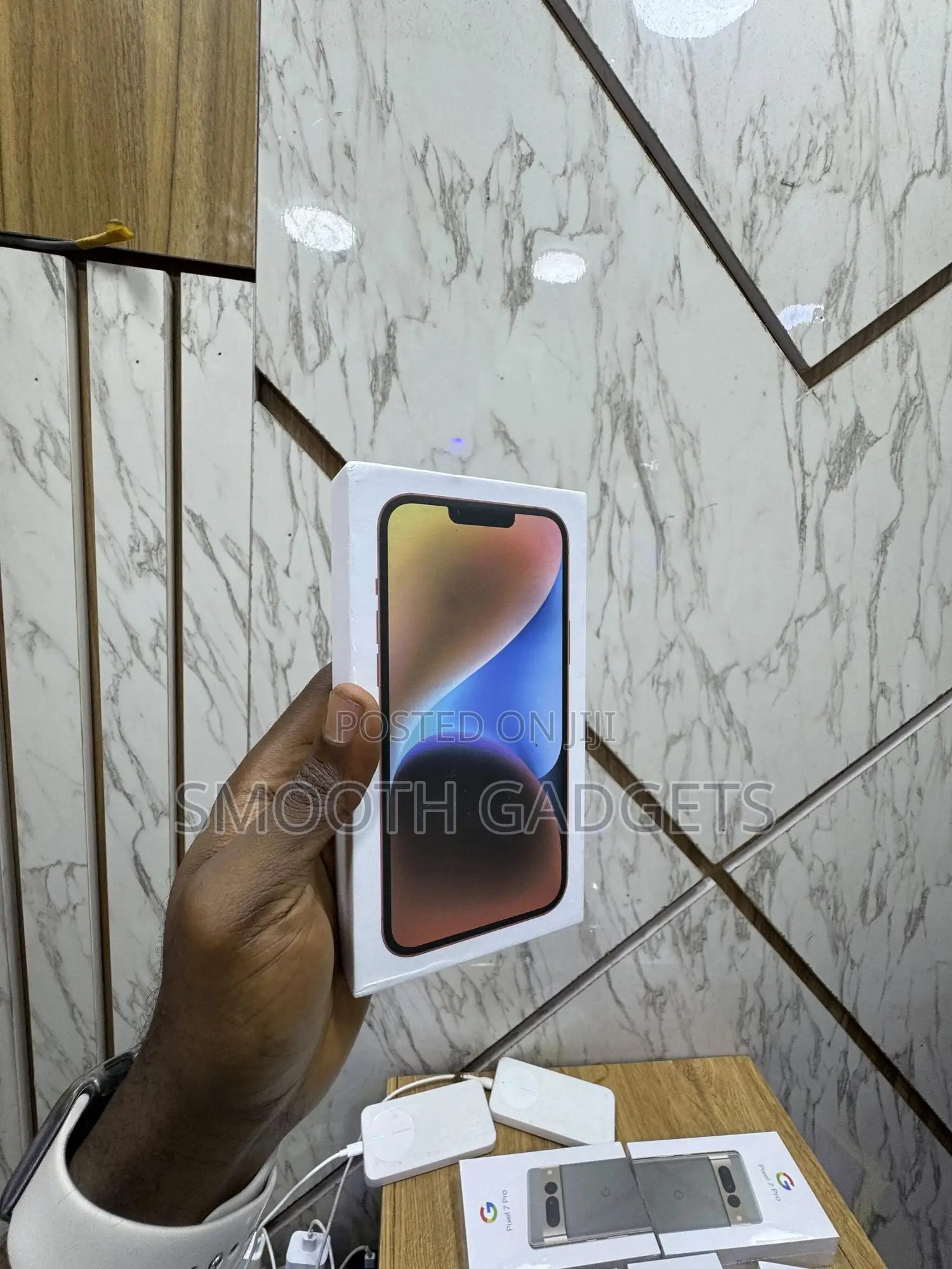 New Apple iPhone 14 Plus 128 GB Red