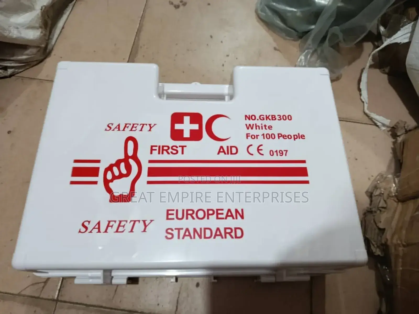 100 People First Aid Box Big