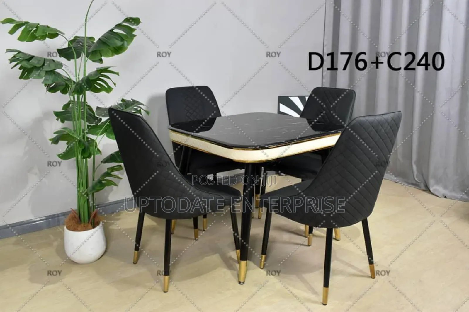 Small Apartment 4 Seater Dining