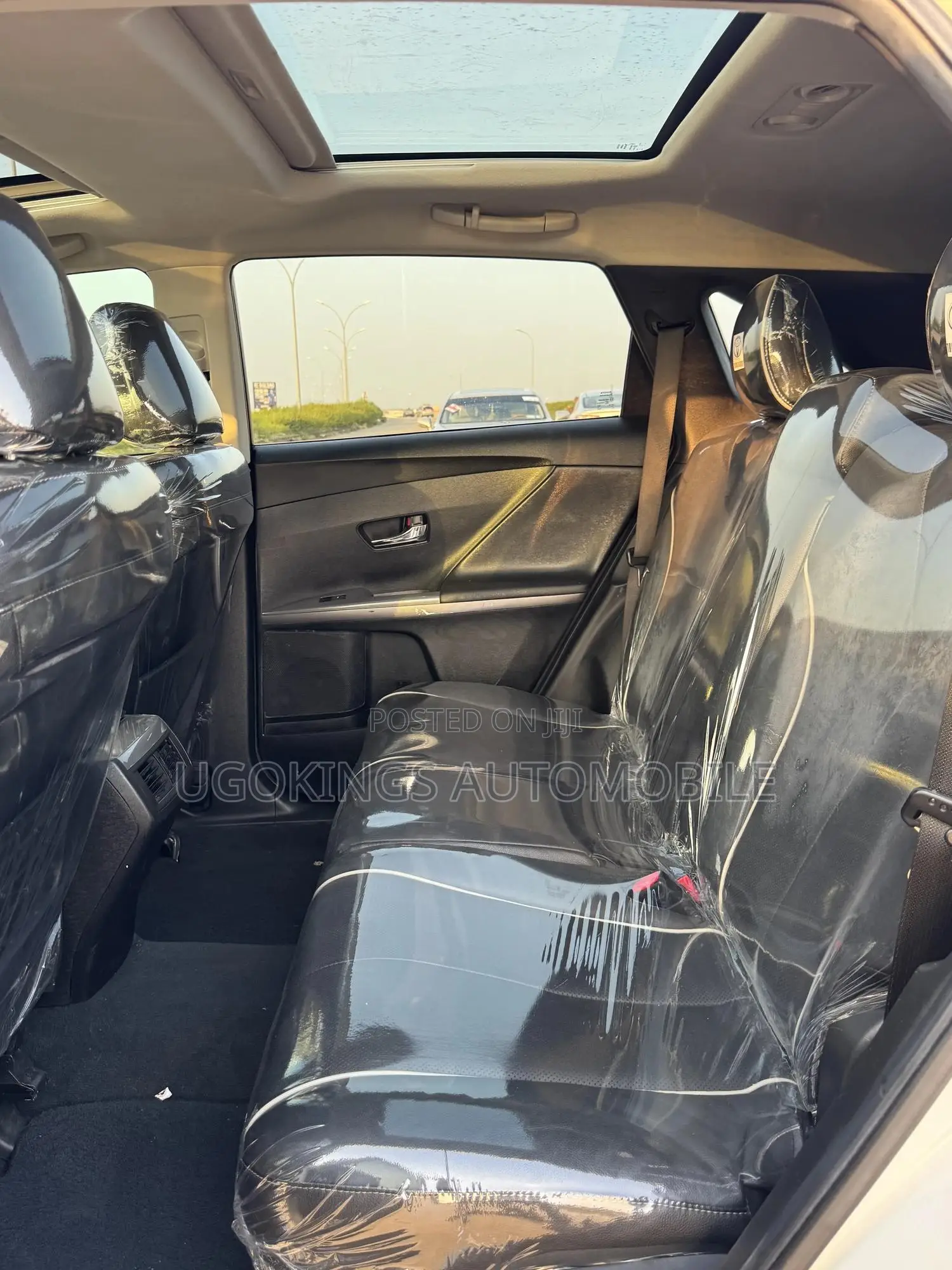 Toyota Venza XLE 4dr Wagon AWD (2.7L 4cyl 6A) 2015 White