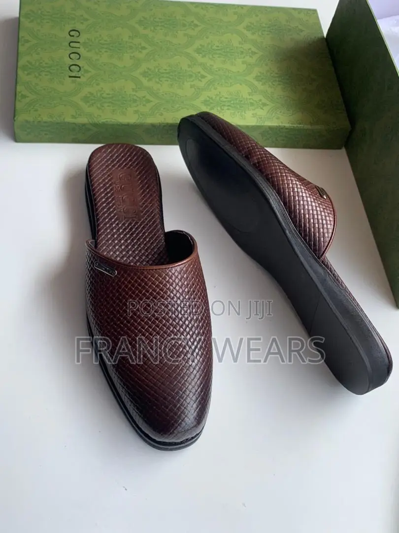 Top Quality Gucci Half Shoes Available in Sizes