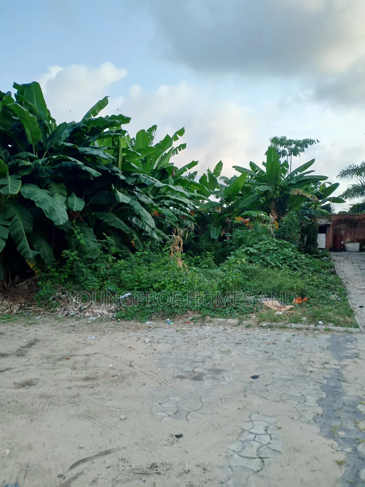 Furnished 3bdrm Block of Flats in Iba / Ojo for sale