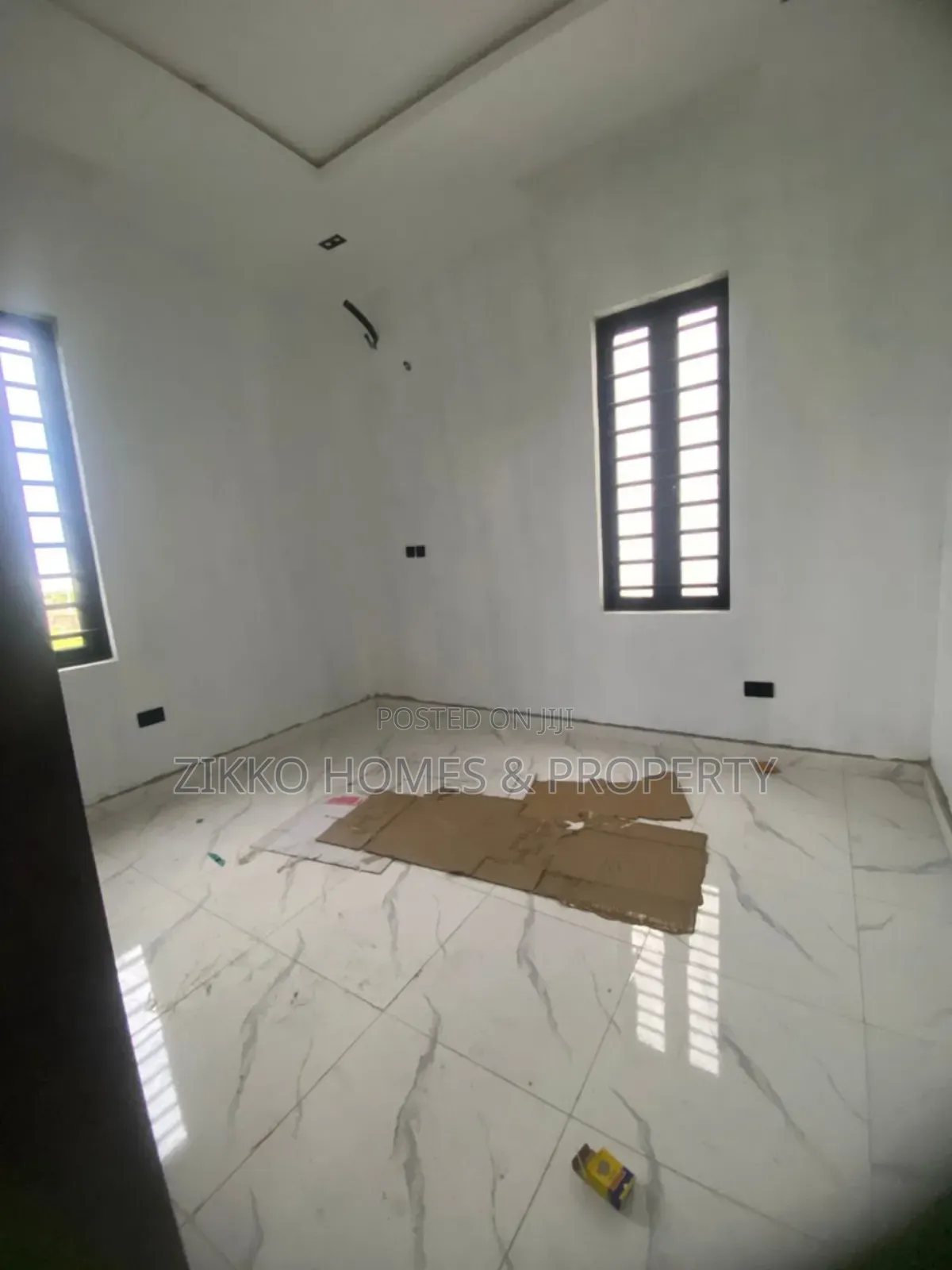 5bdrm Duplex in Ajah, Lekki for sale