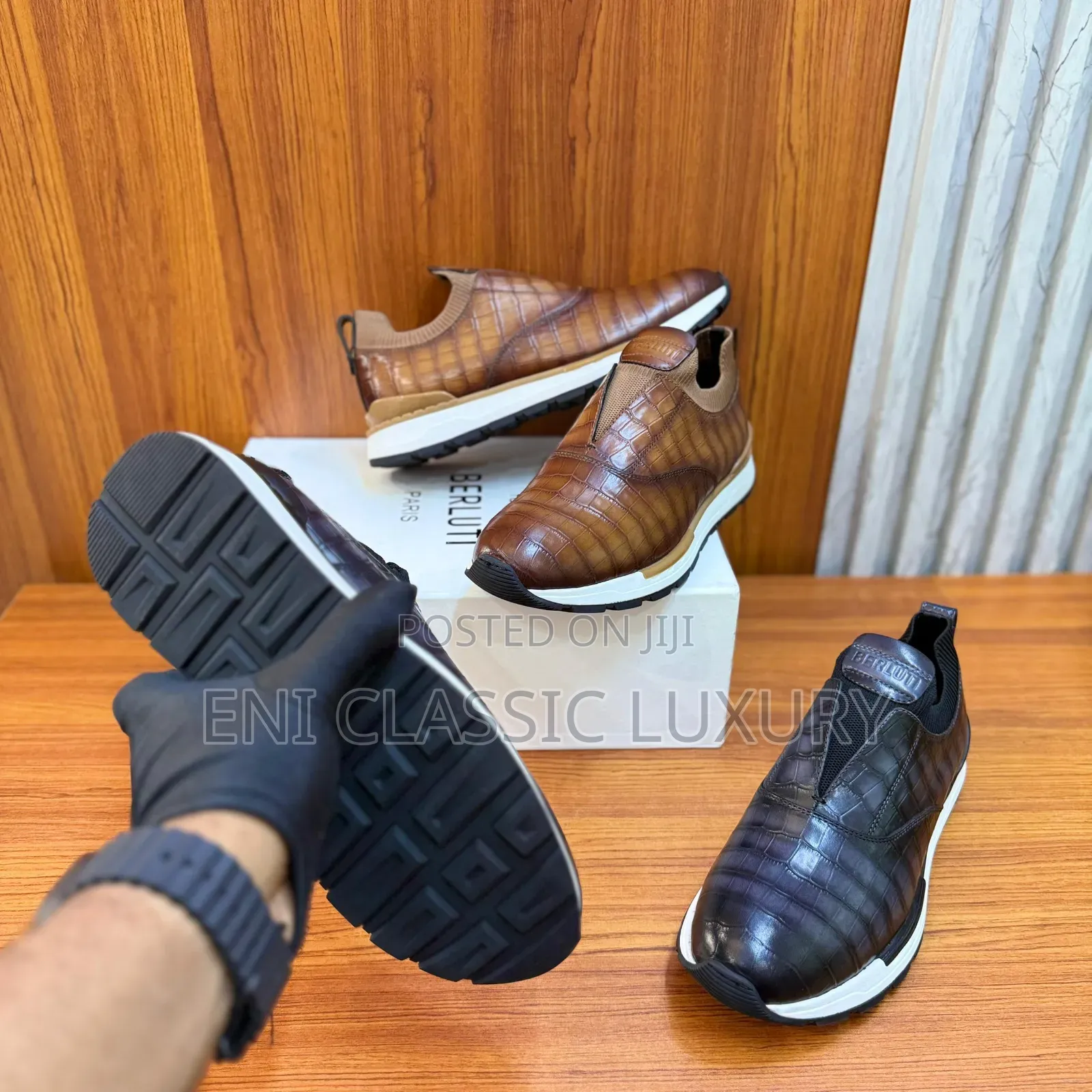 Pure Quality Luxury Men's Sneakers Berluti Well Banded Package