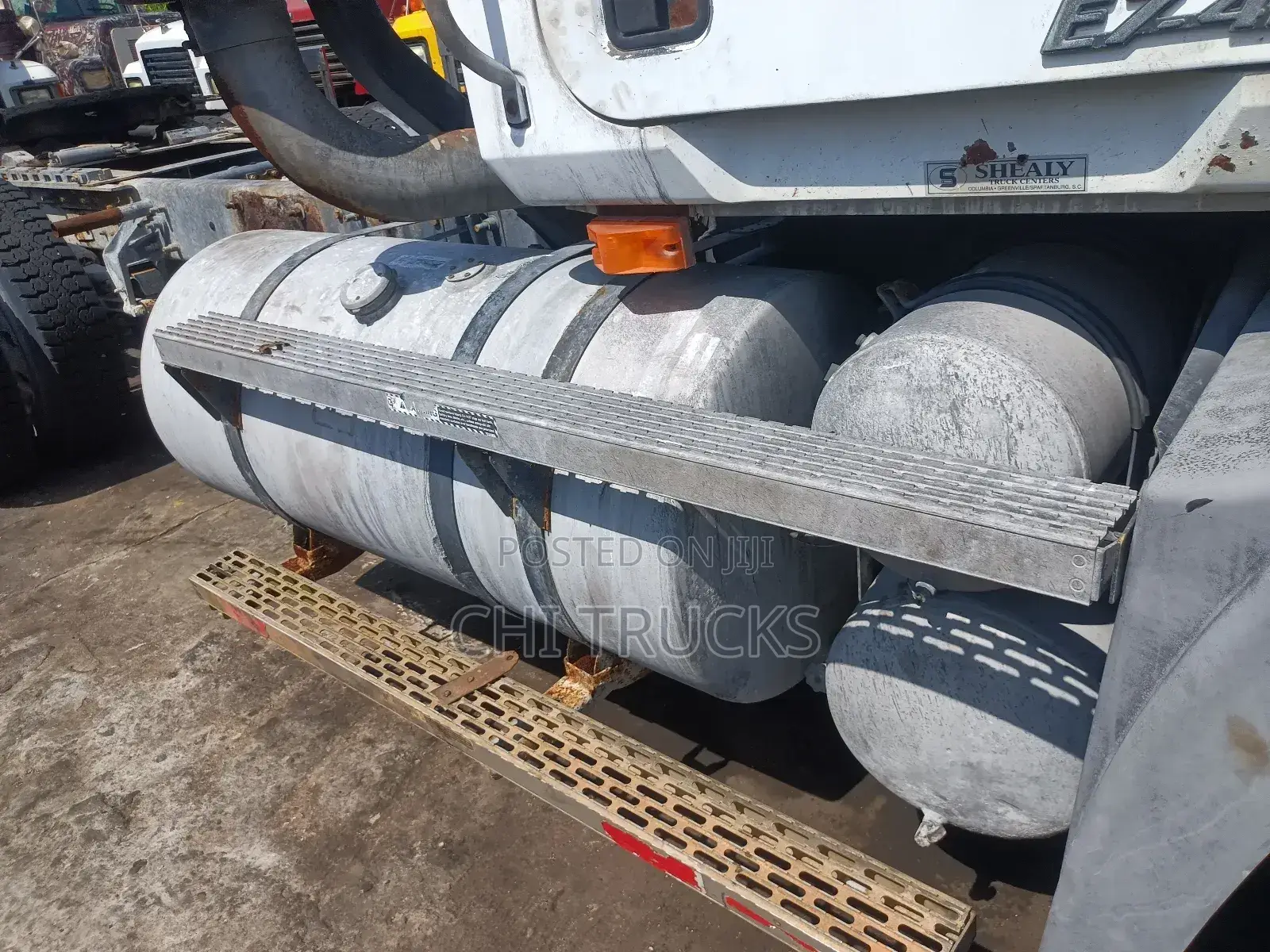 Mack Trailer Truck