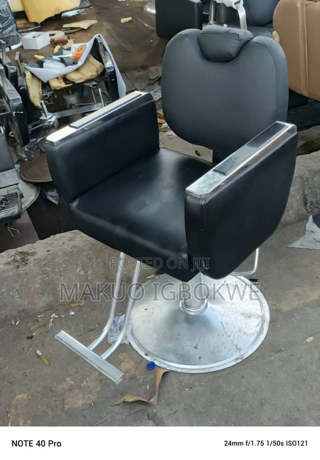 Executive Salon Barber Chair [Located in Lagos, Nationwide Delivery