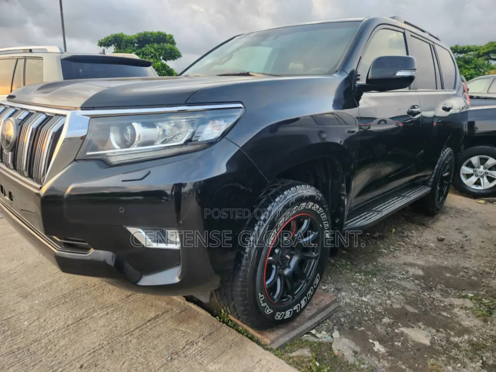 Toyota Land Cruiser Prado 2.7 2023 Black