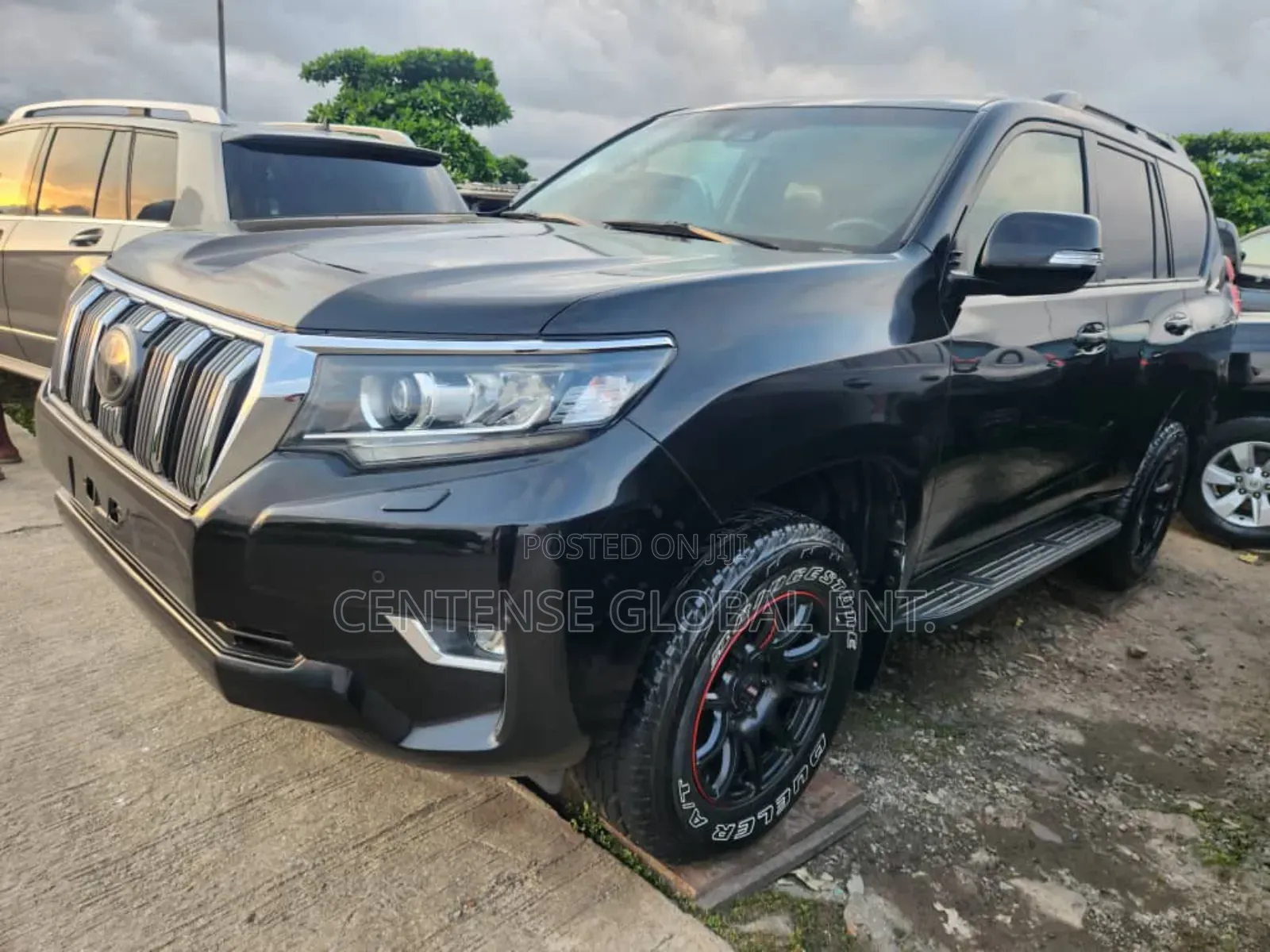 Toyota Land Cruiser Prado 2.7 2023 Black