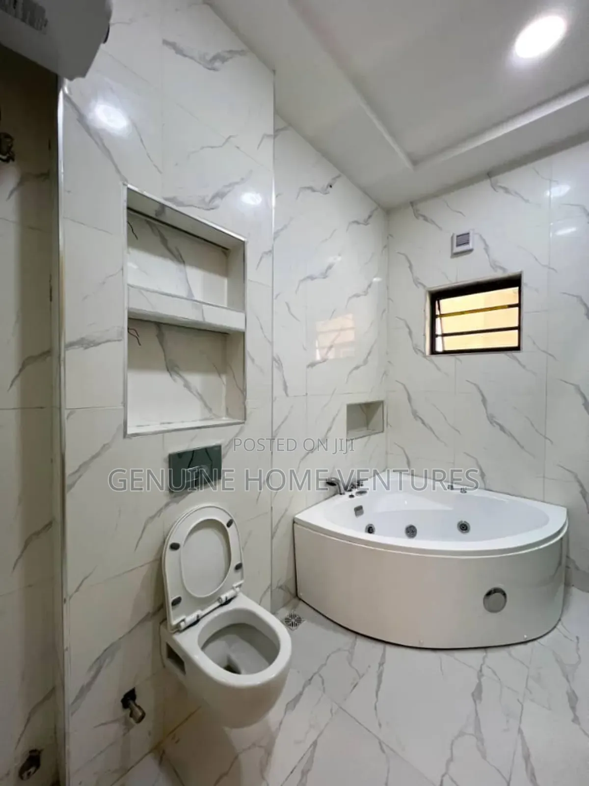 4bdrm Duplex in Bera Estate Chevron for sale