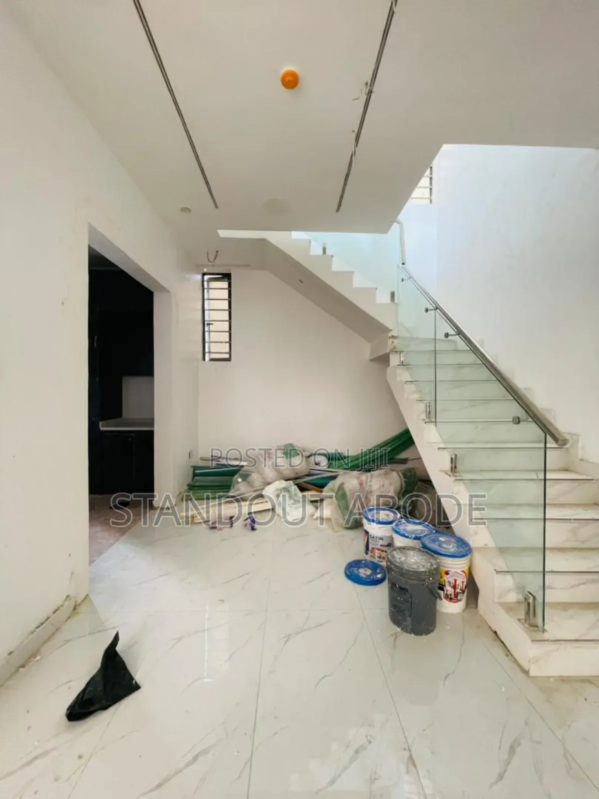 5bdrm Duplex in Inside An Estate, Ogudu GRA for sale