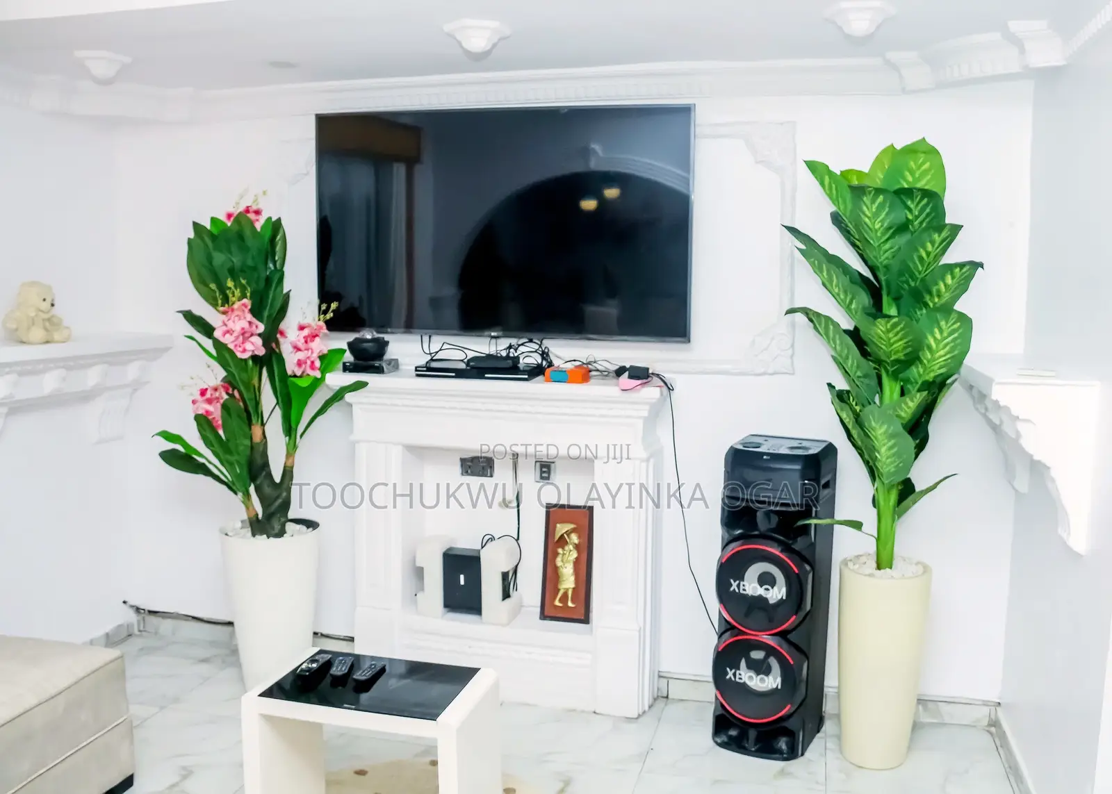 Charming 3-bedroom Duplex: Your Home Away From Home!