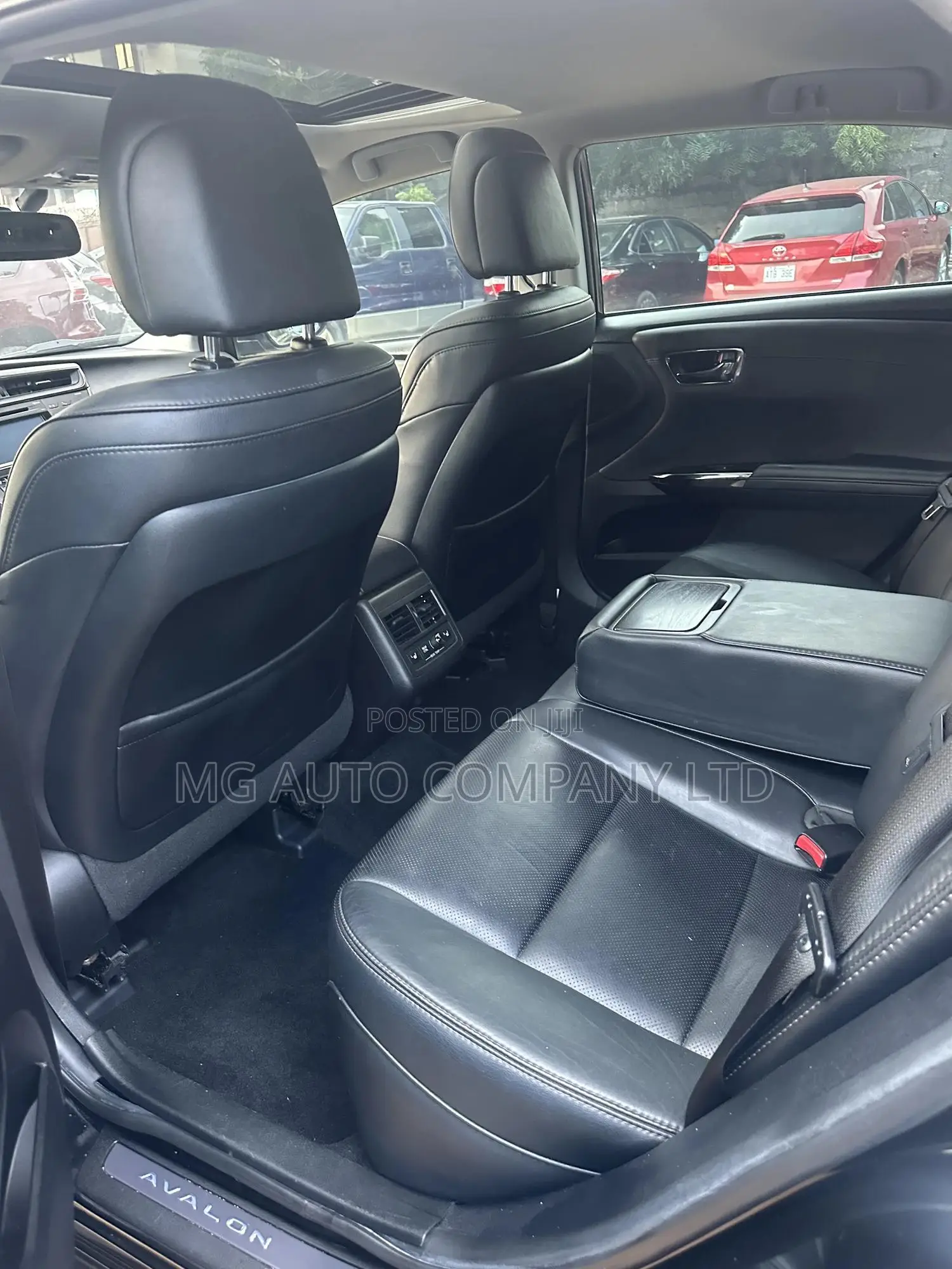 Toyota Avalon Limited FWD Sedan (3.6L 6cyl 6A) 2016 Black