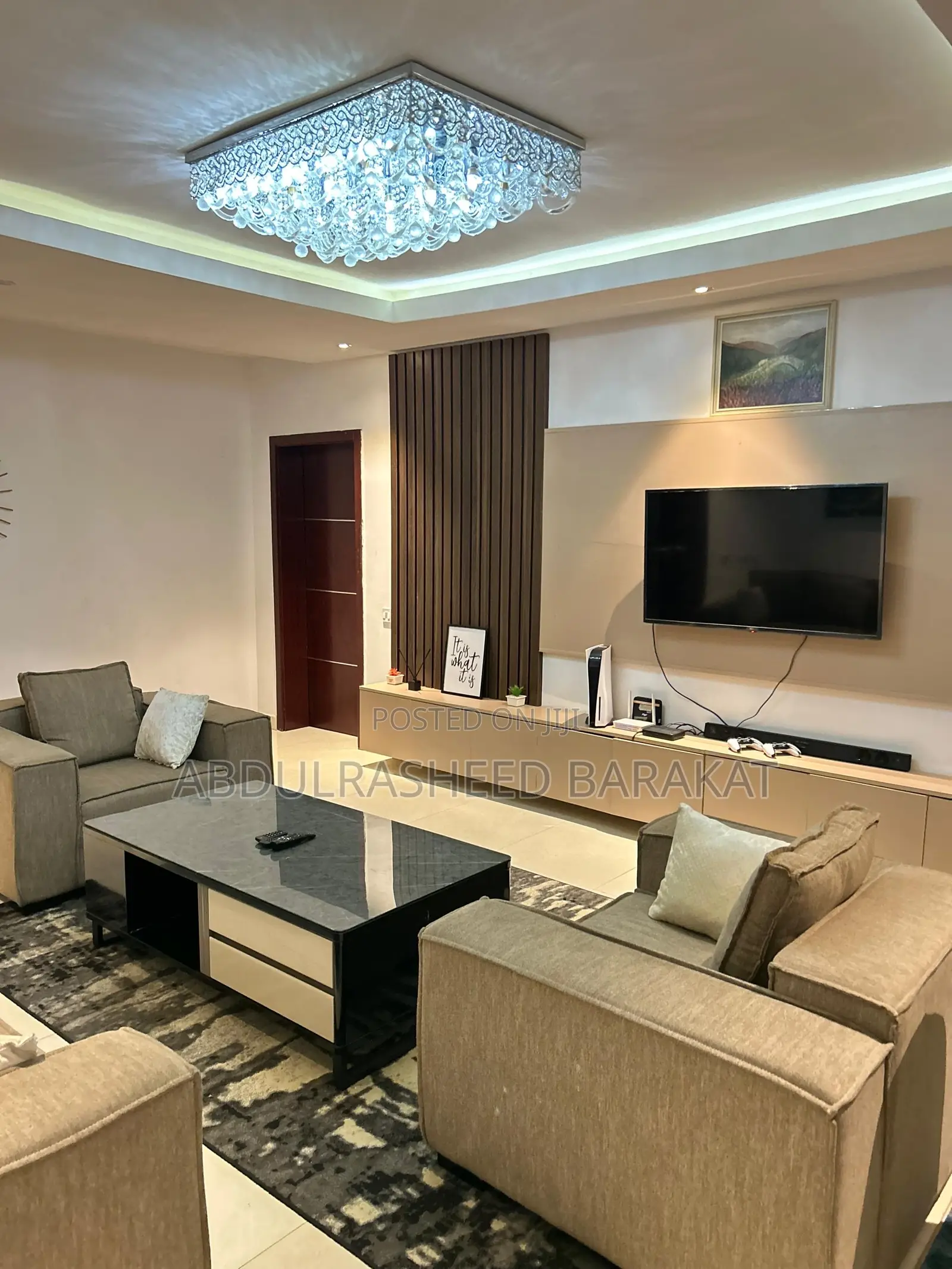 Luxury and Spacious 2 Bedroom Apartments With Ps5