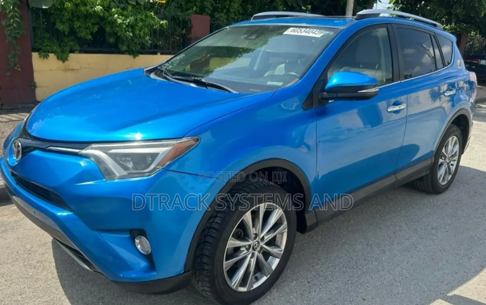 Toyota RAV4 Limited AWD (2.5L 4cyl 6A) 2016 Blue