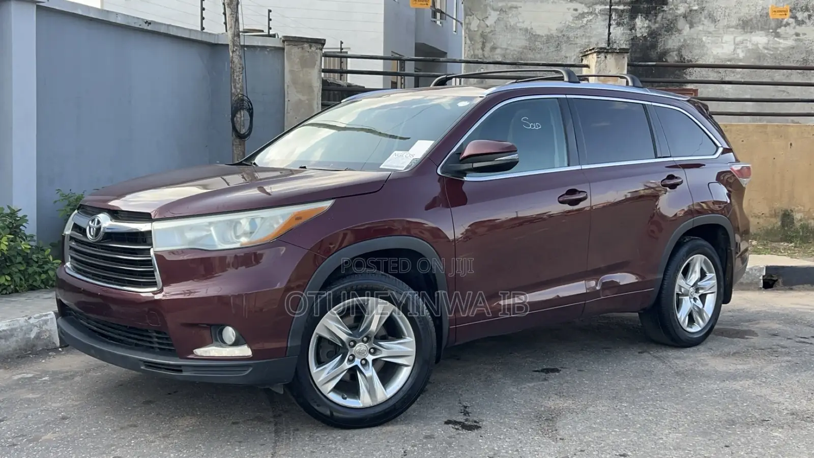 Toyota Highlander Limited 4dr SUV AWD (3.5L 6cyl 6A) 2014
