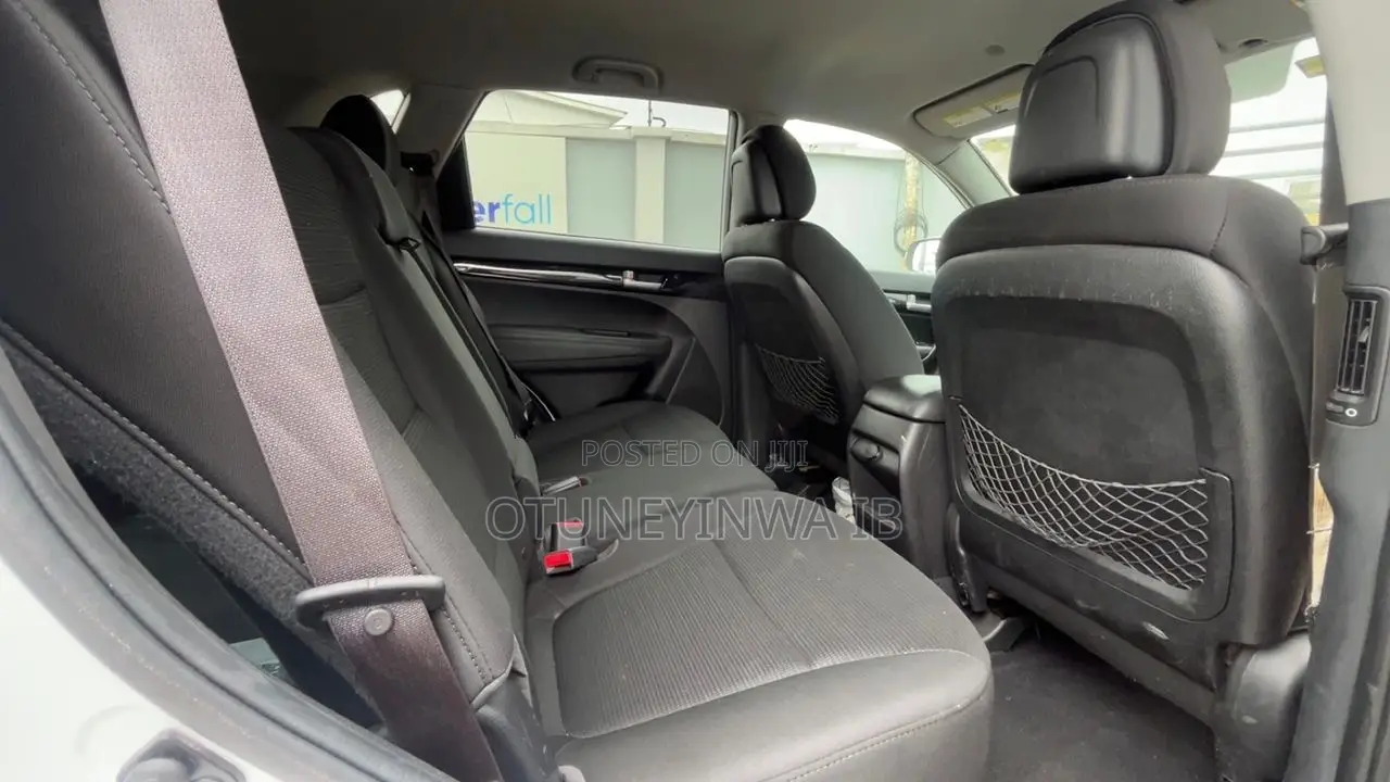 Kia Sorento 2015 White