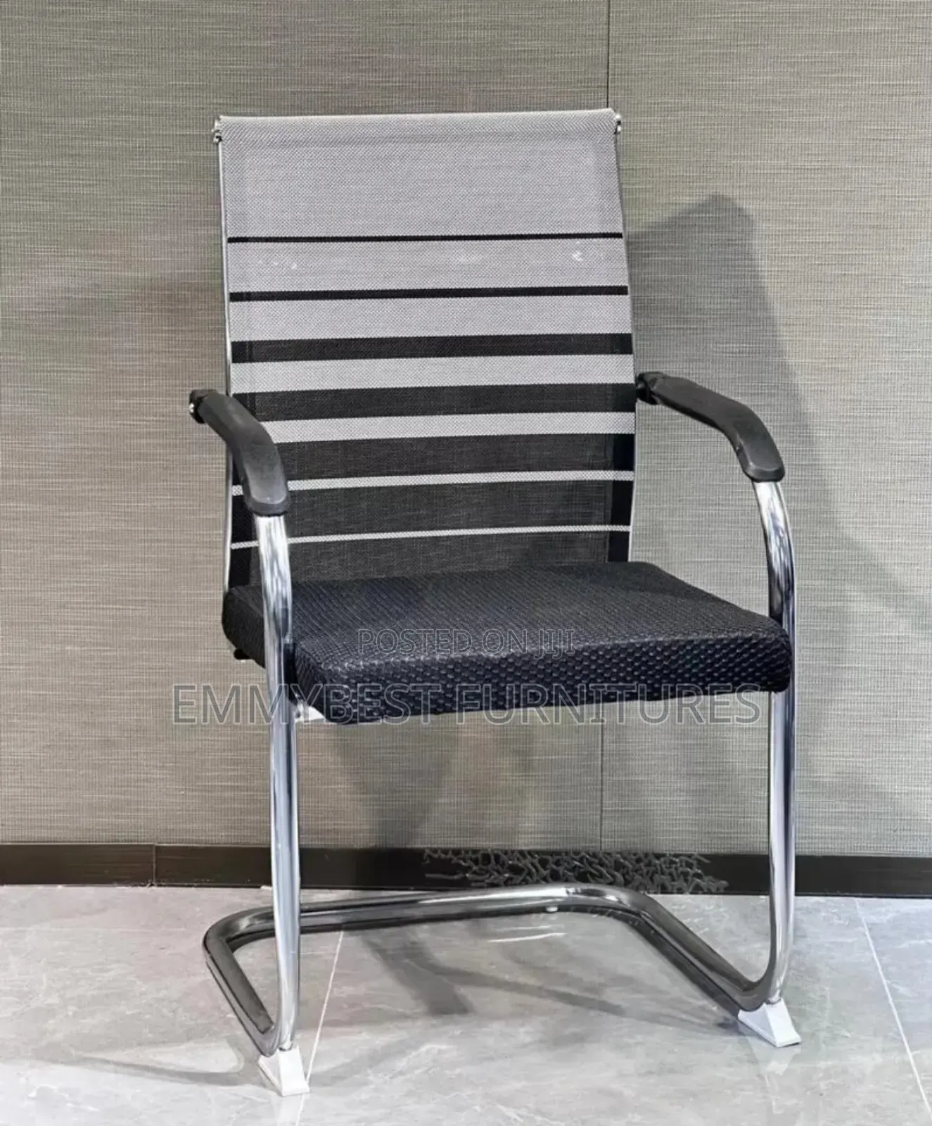 Multi Purpose Mesh Visitor Chair.