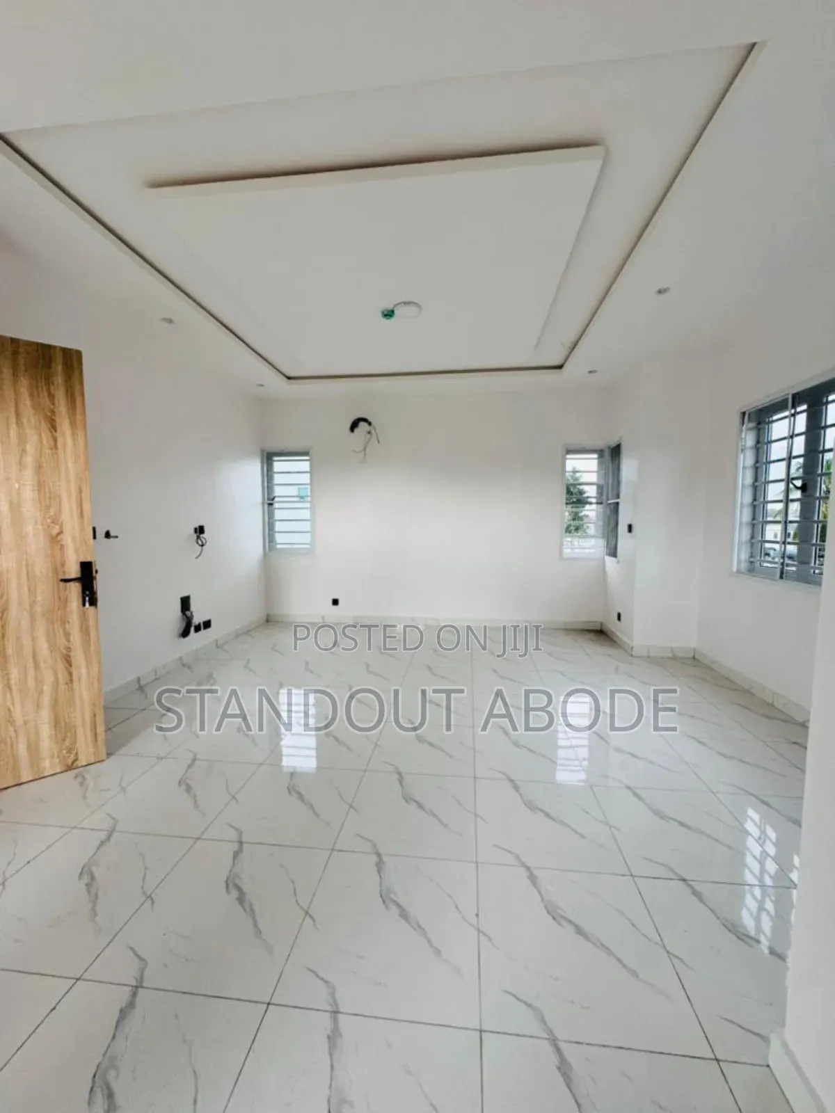4bdrm Duplex in In A Secure Estate, Adeniyi Jones for sale