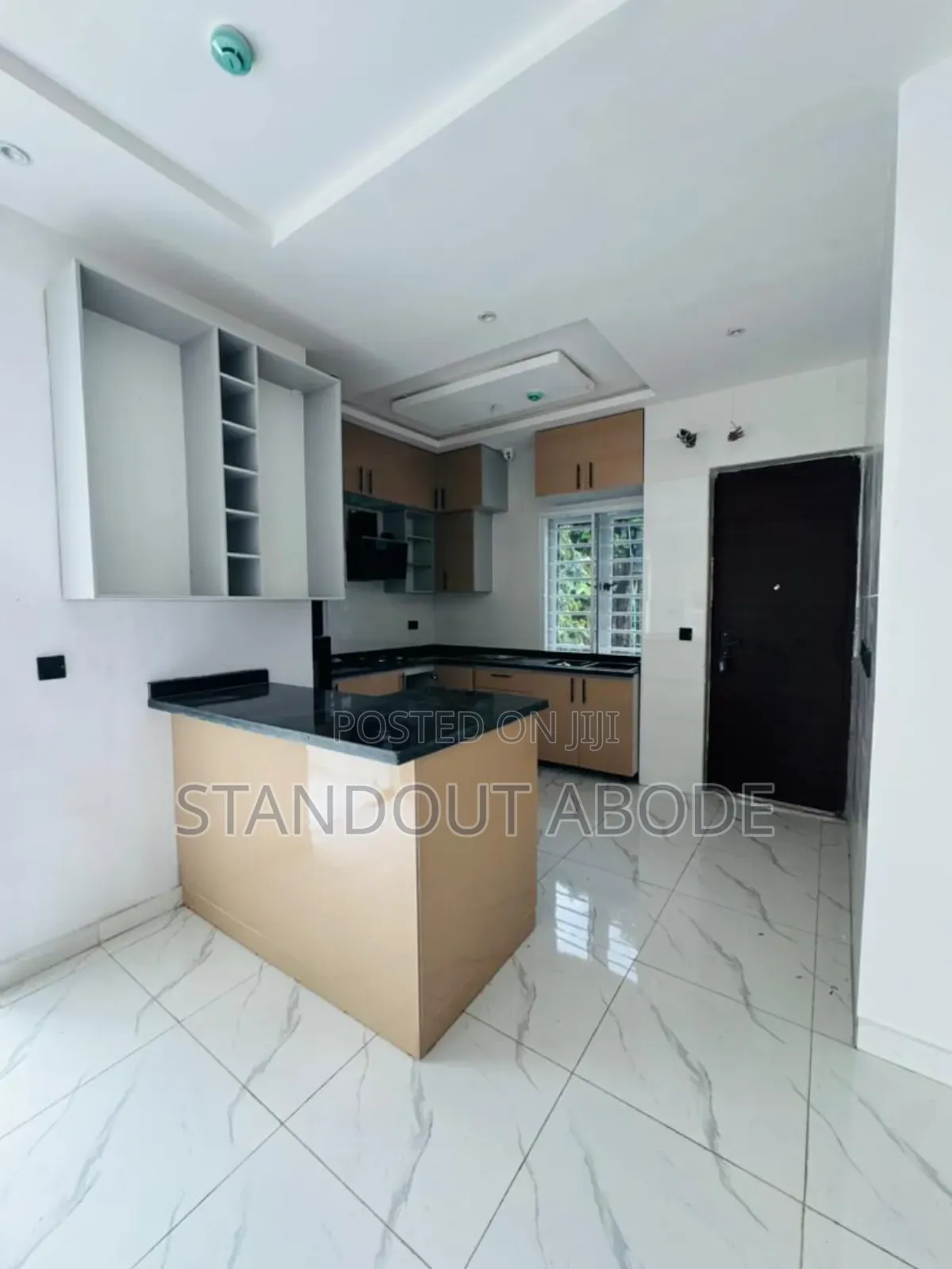 4bdrm Duplex in In A Secure Estate, Adeniyi Jones for sale