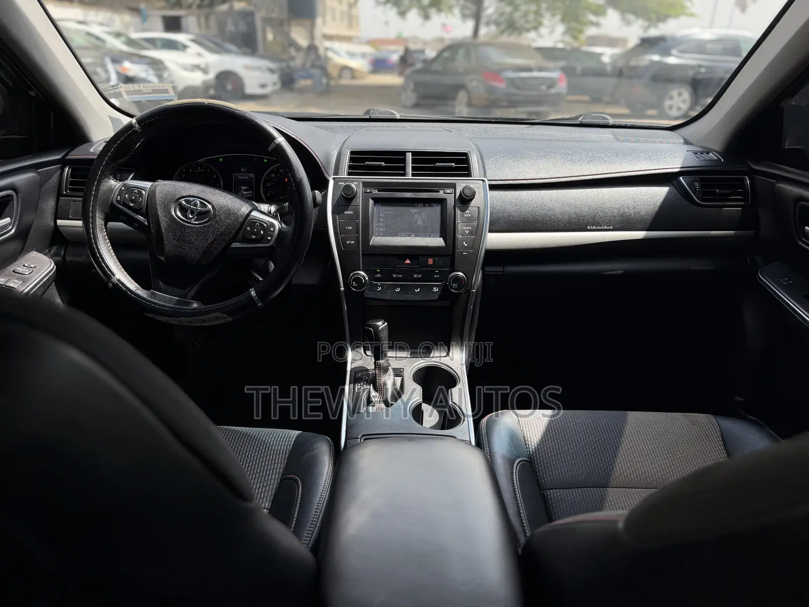 Toyota Camry SE 4dr Sedan (2.5L 4cyl 6A) 2017 Black