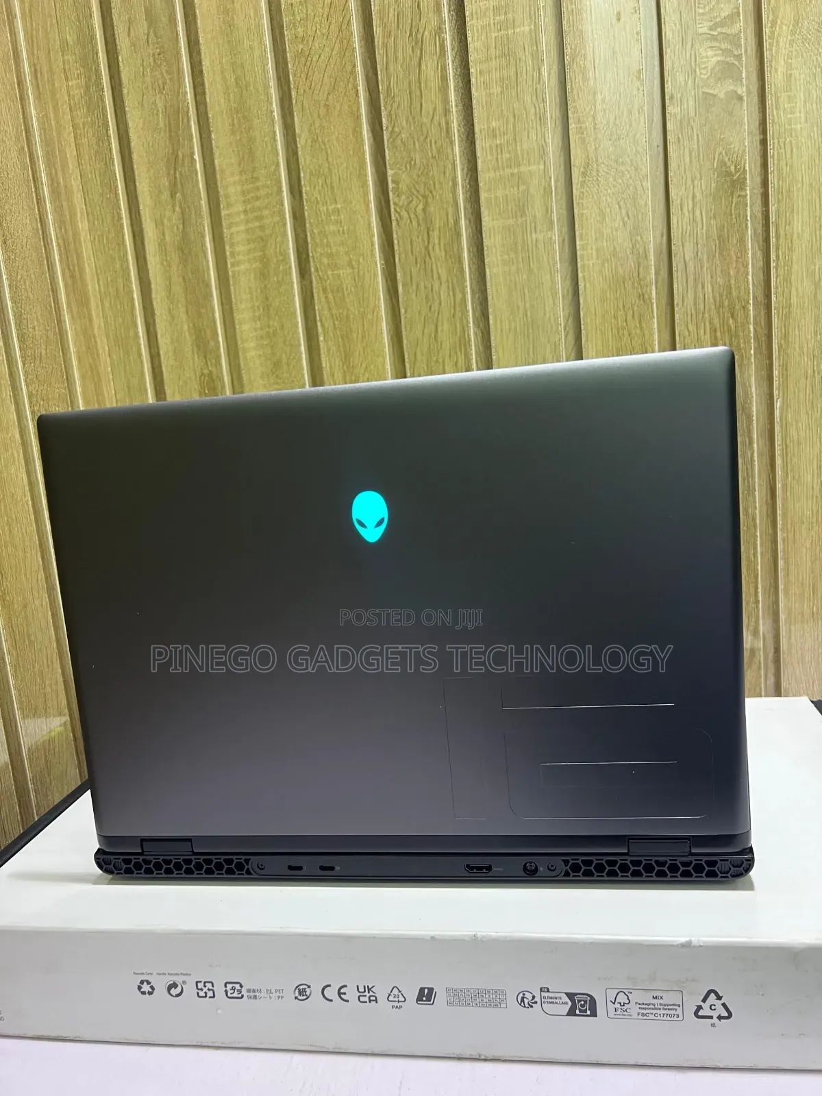 Laptop Dell Alienware M16 R2 16GB Intel Core Ultra 7 SSD 1T