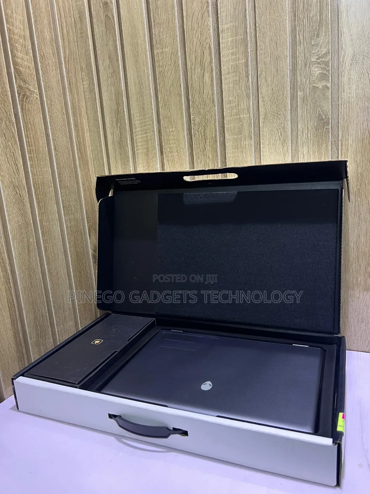 Laptop Dell Alienware M16 R2 16GB Intel Core Ultra 7 SSD 1T