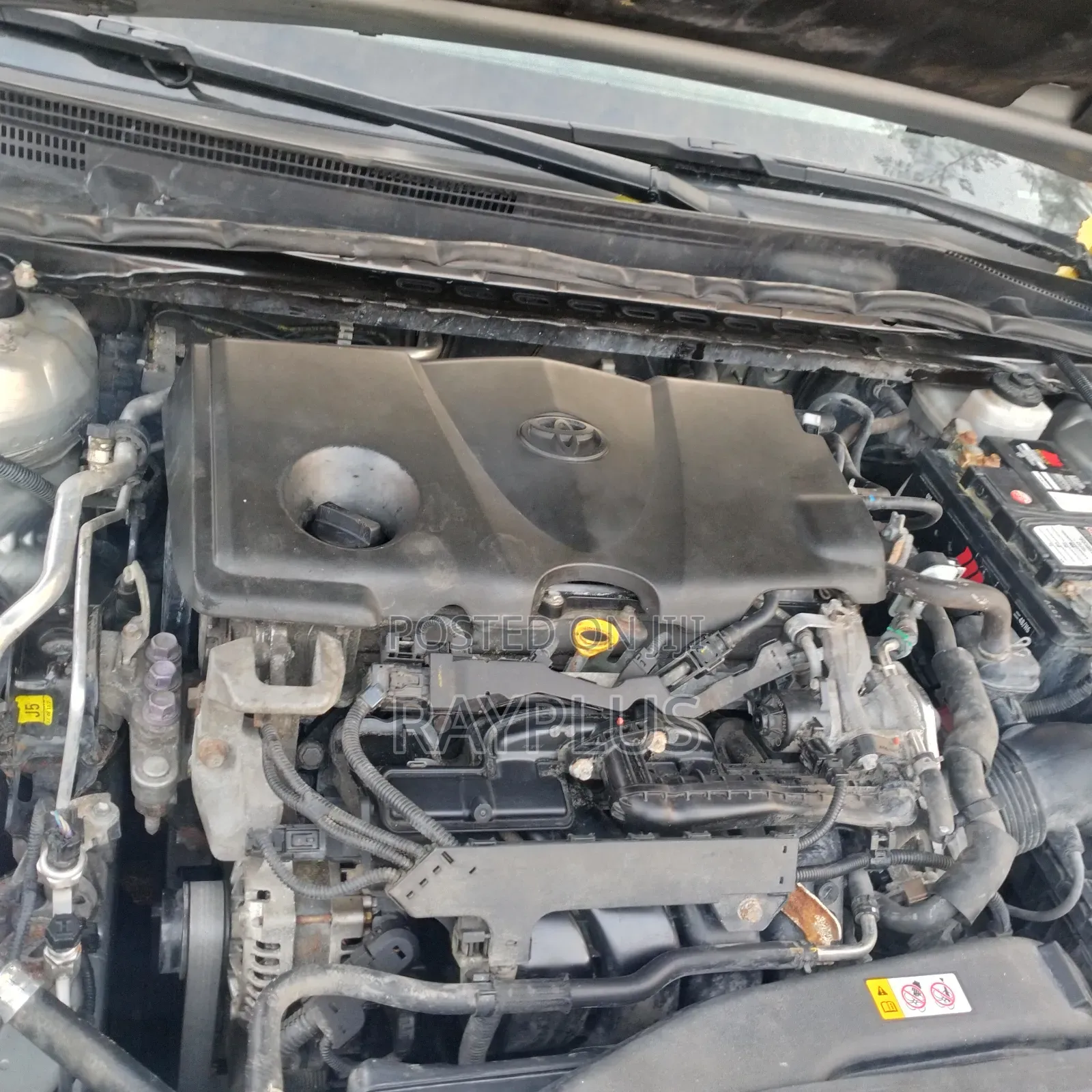 Toyota Camry LE FWD (2.5L 4cyl 8AM) 2018 Silver
