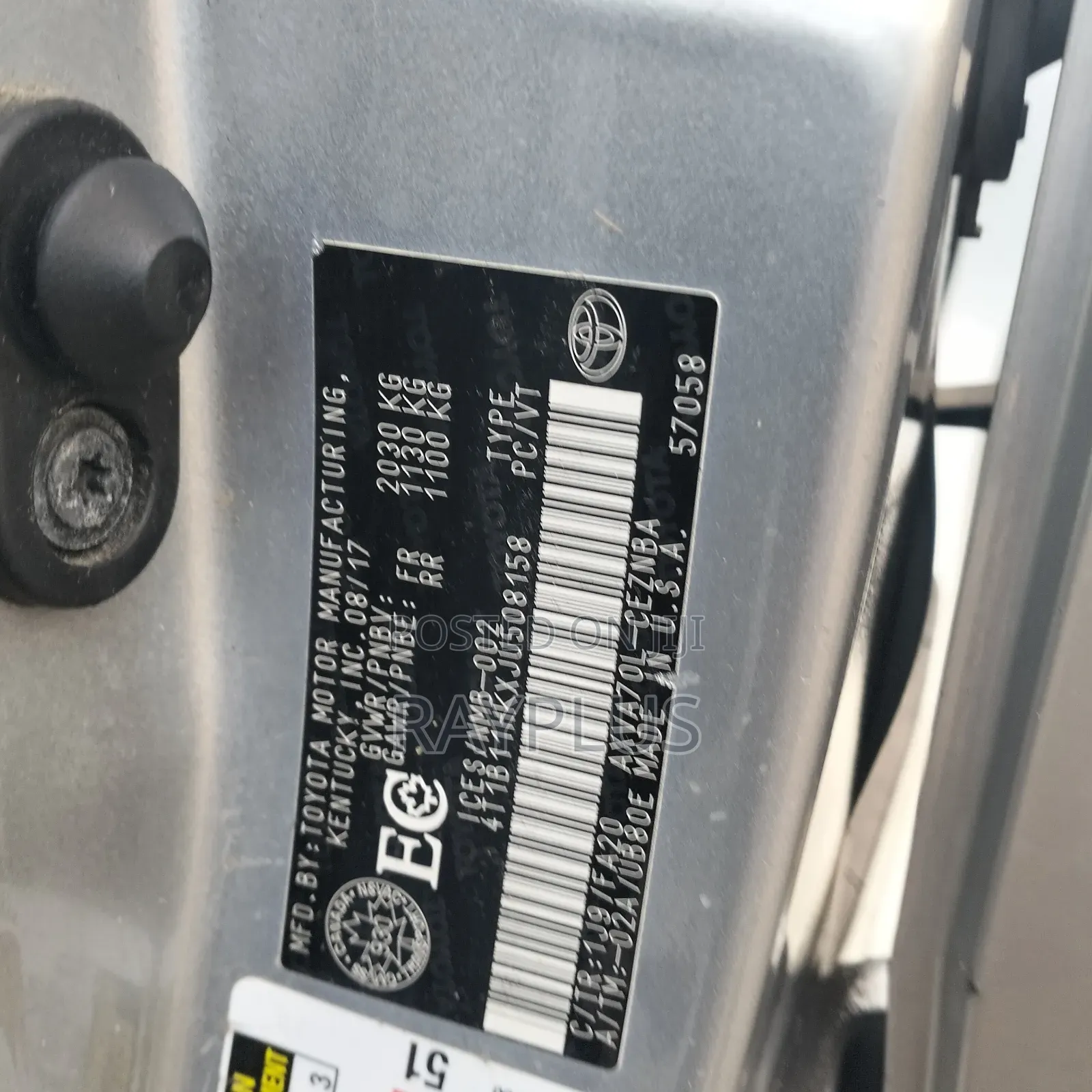 Toyota Camry LE FWD (2.5L 4cyl 8AM) 2018 Silver