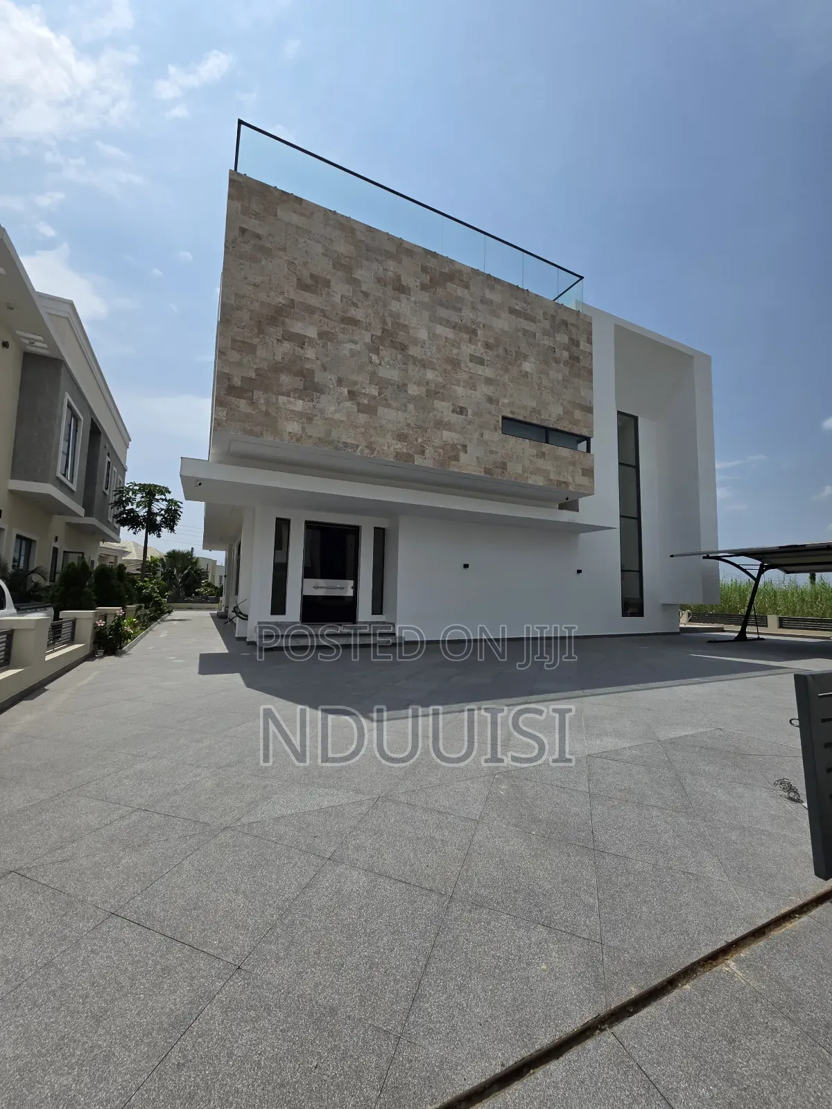 5bdrm Duplex in Northernforesure, Chevron for sale