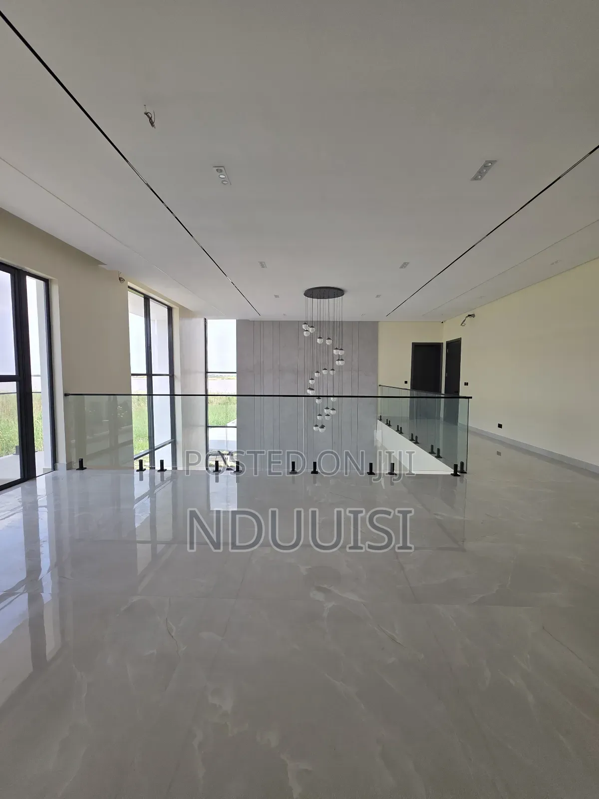 5bdrm Duplex in Northernforesure, Chevron for sale