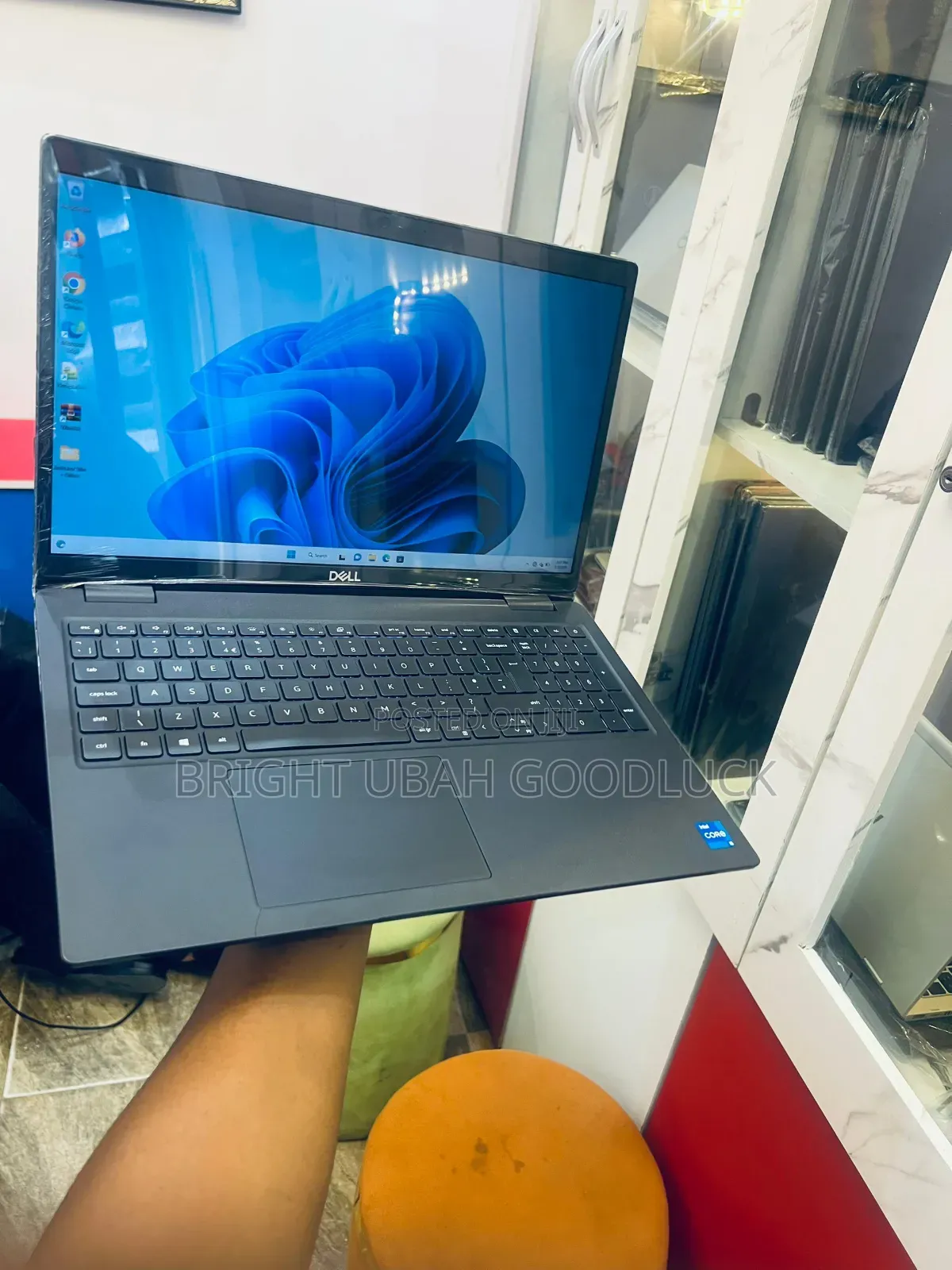Laptop Dell Latitude 3520 16GB Intel Core i5 SSD 256GB