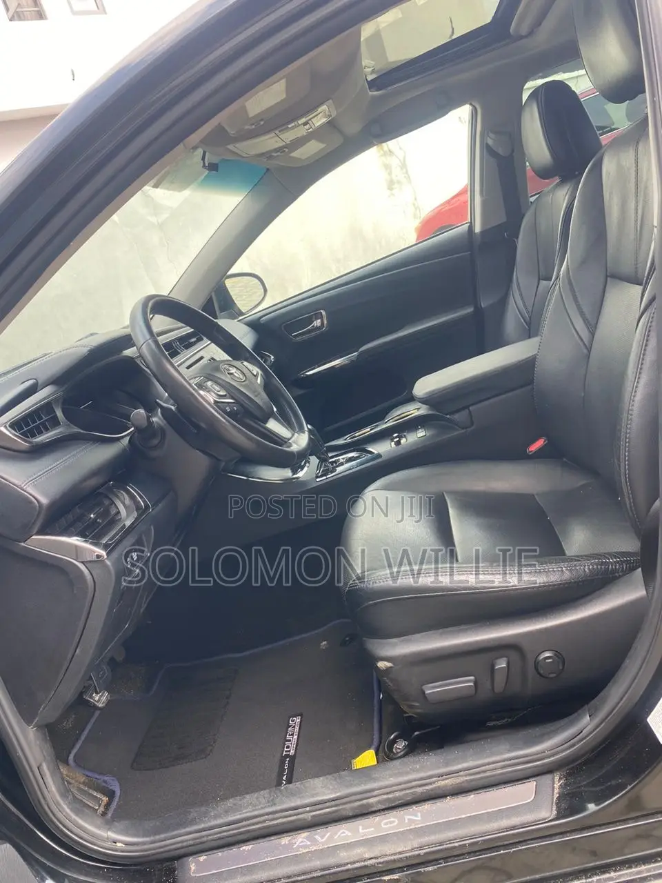 Toyota Avalon XLE Touring 4dr Sedan (3.5L 6cyl 6A) 2015 Black