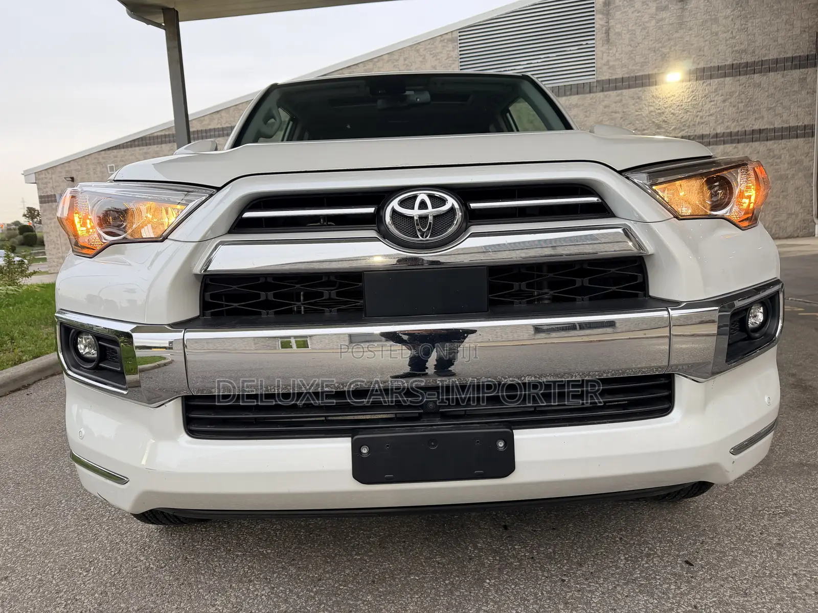 Toyota 4-Runner Limited 4WD 2024 White