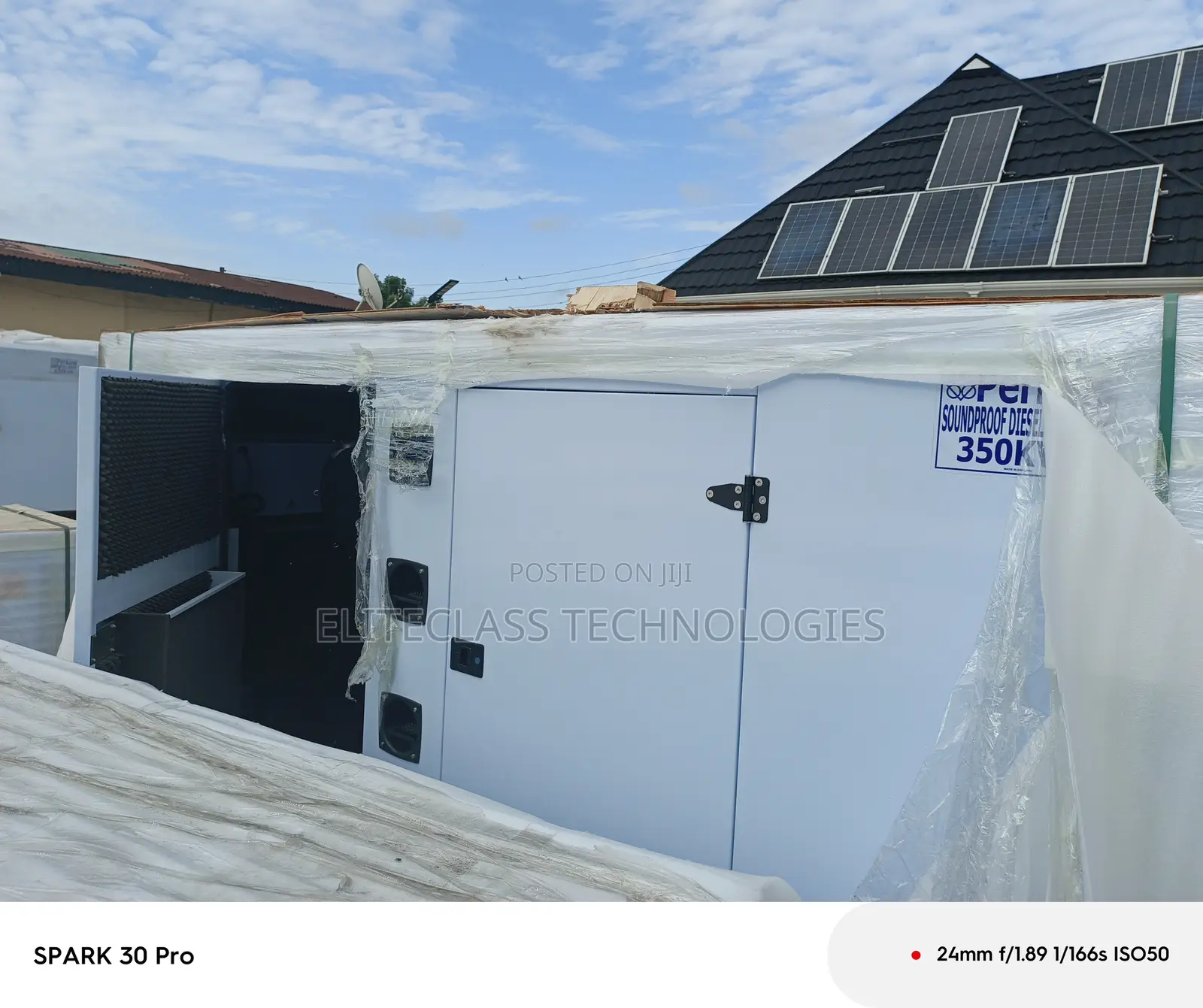 Energy Saving Perkins 350kva Soundproof Generator