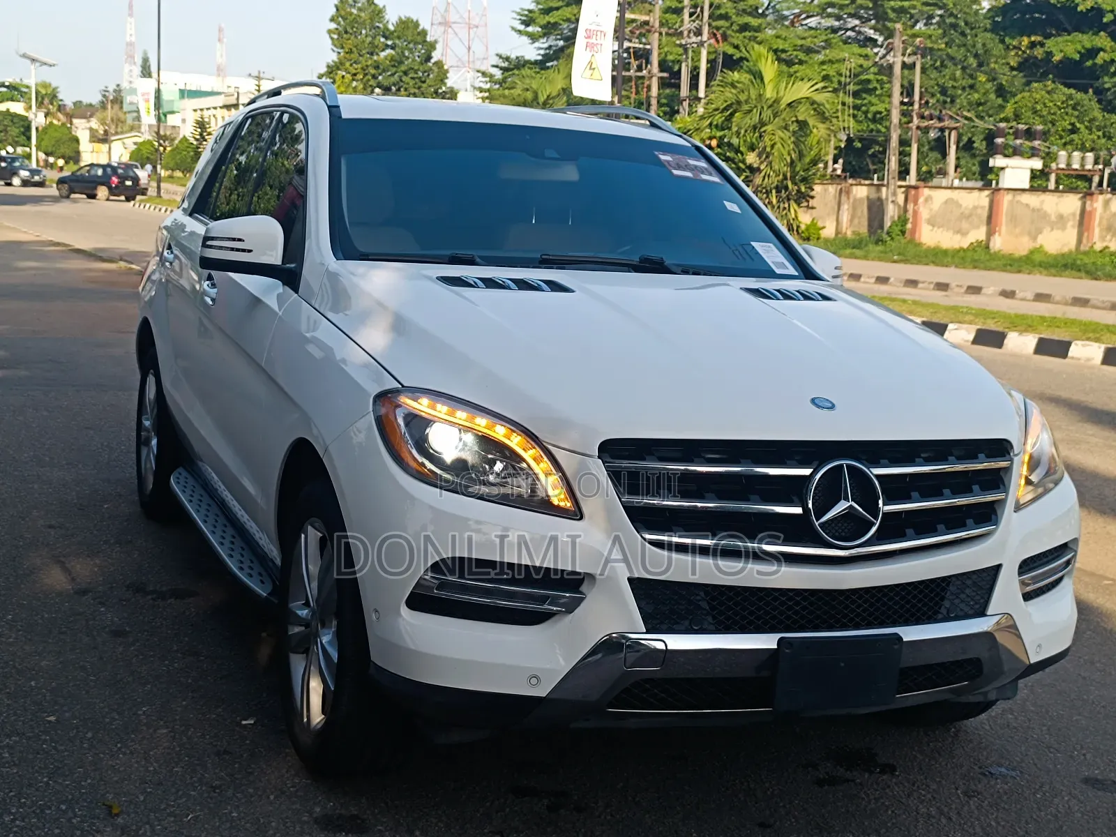 Mercedes-Benz M Class ML350 4MATIC 4dr SUV AWD (3.5L 6cyl 7A) 2014