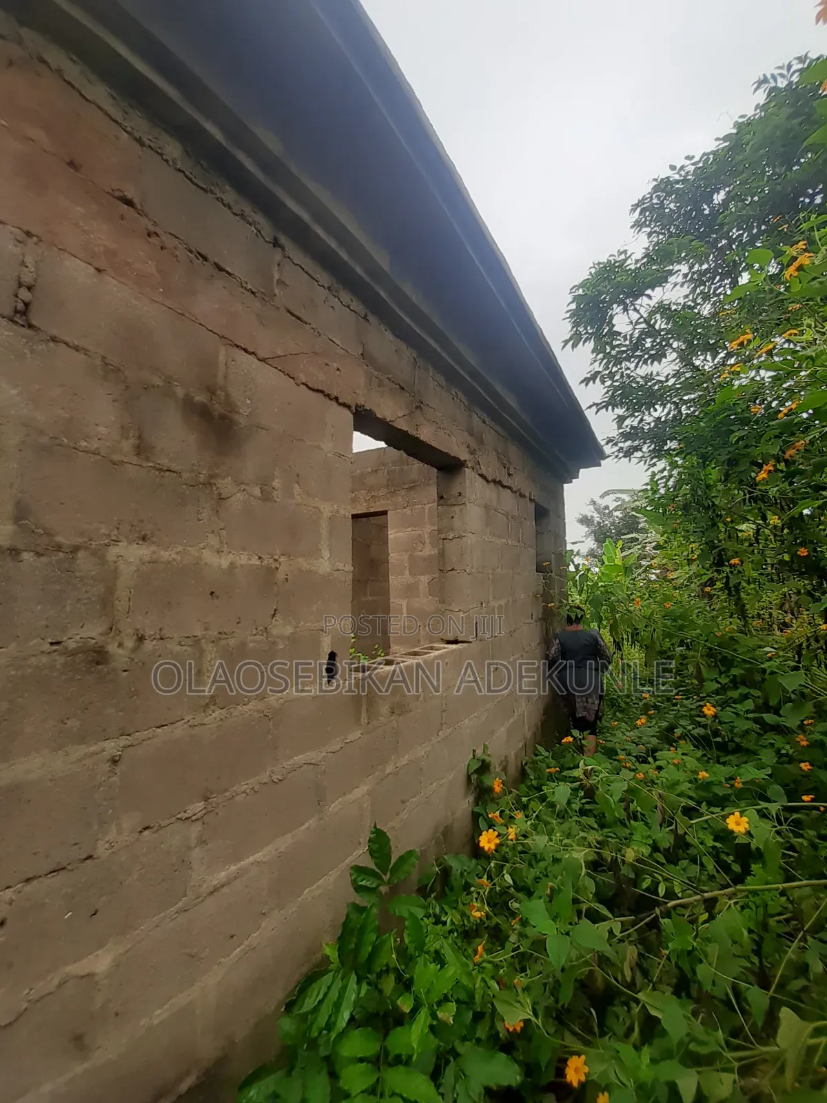 2bdrm Apartment in Asaaju Estate Akobo, Ibadan for sale