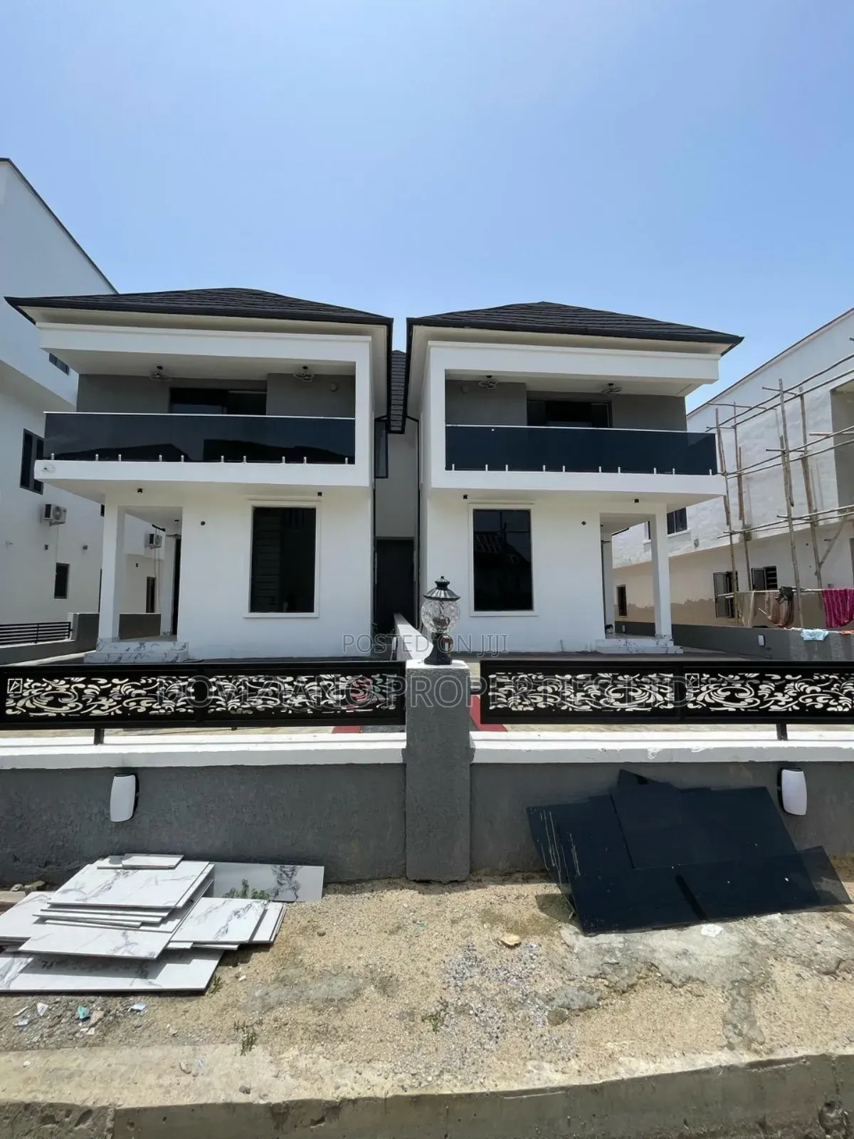 5bdrm Duplex in Ikota for sale