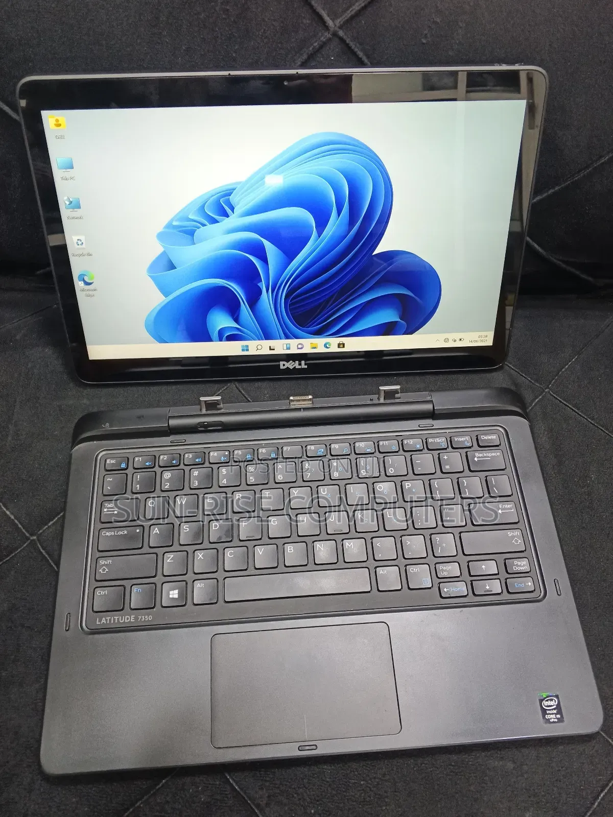 Laptop Dell Latitude 13 7350 8GB Intel Core M SSD 256GB